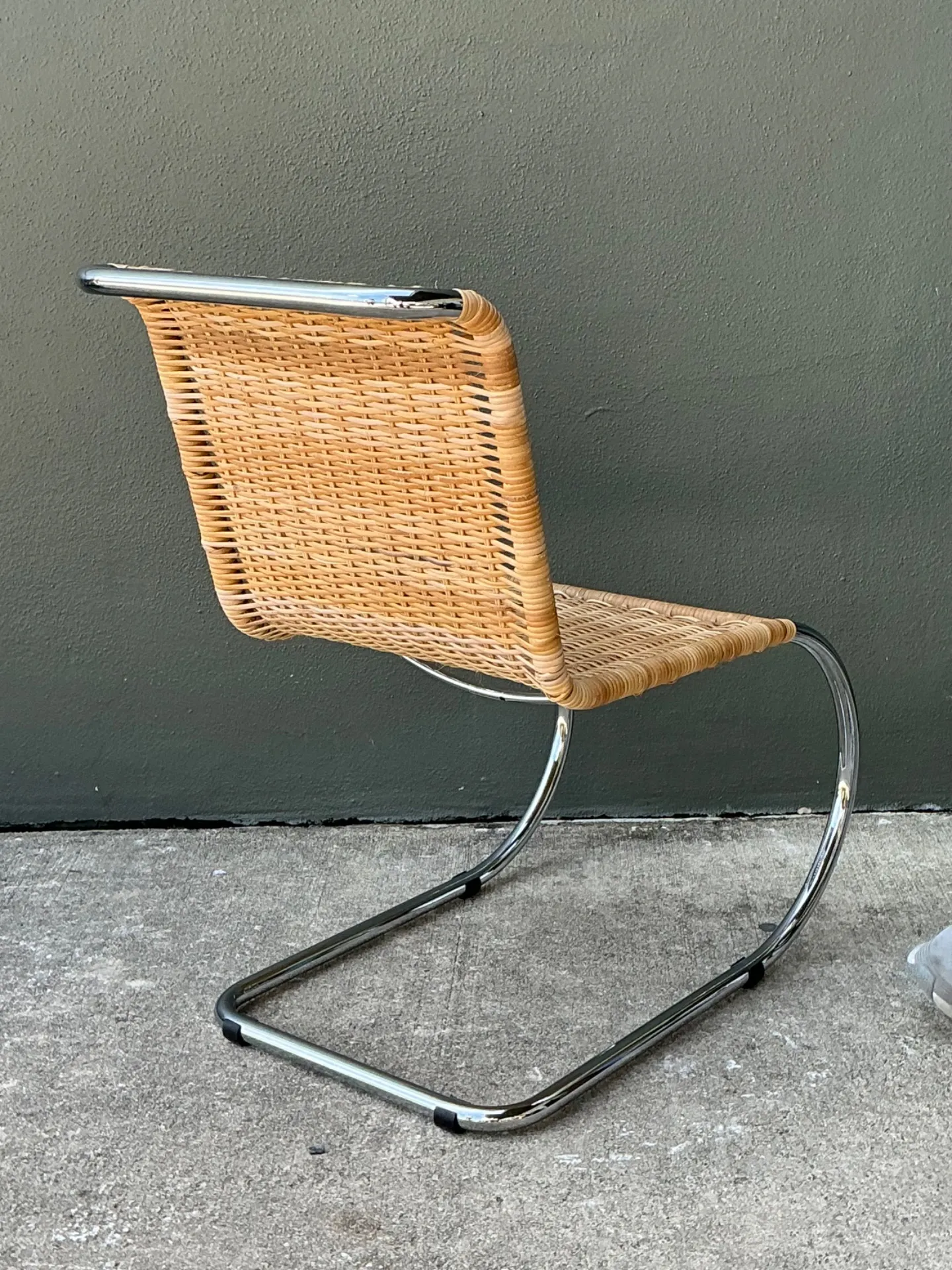 Vintage Mies Van Der Rohe For Knoll Woven Rattan Cantilevered Chair — additional photo 8