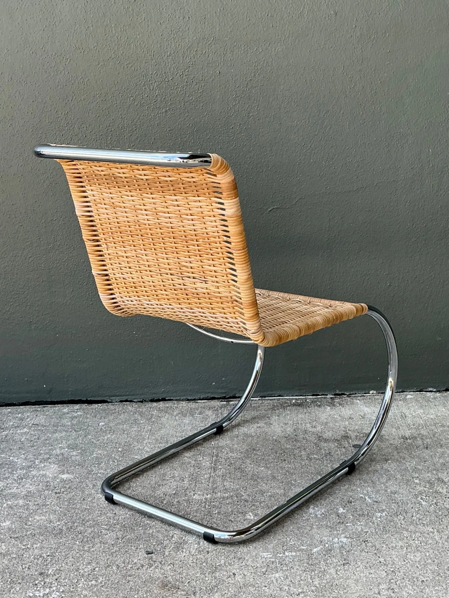 Vintage Mies Van Der Rohe For Knoll Woven Rattan Cantilevered Chair — additional photo 5