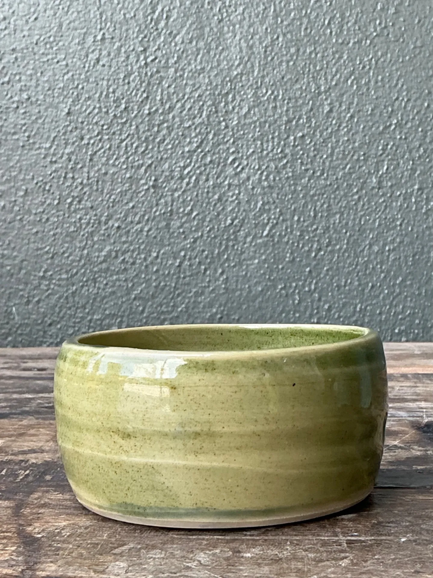 Vintage Studio Pottery Green Bowl — additional photo 1