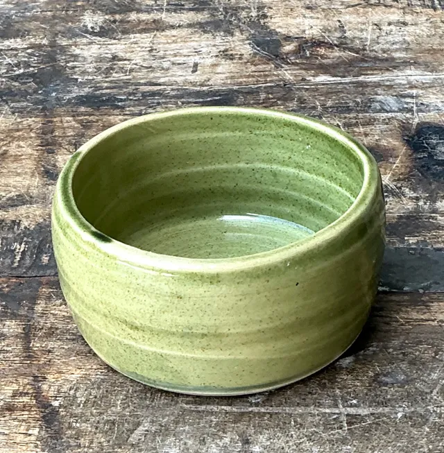 Vintage Studio Pottery Green Bowl — additional photo 6