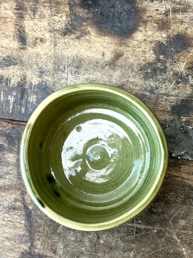 Vintage Studio Pottery Green Bowl — additional photo 2