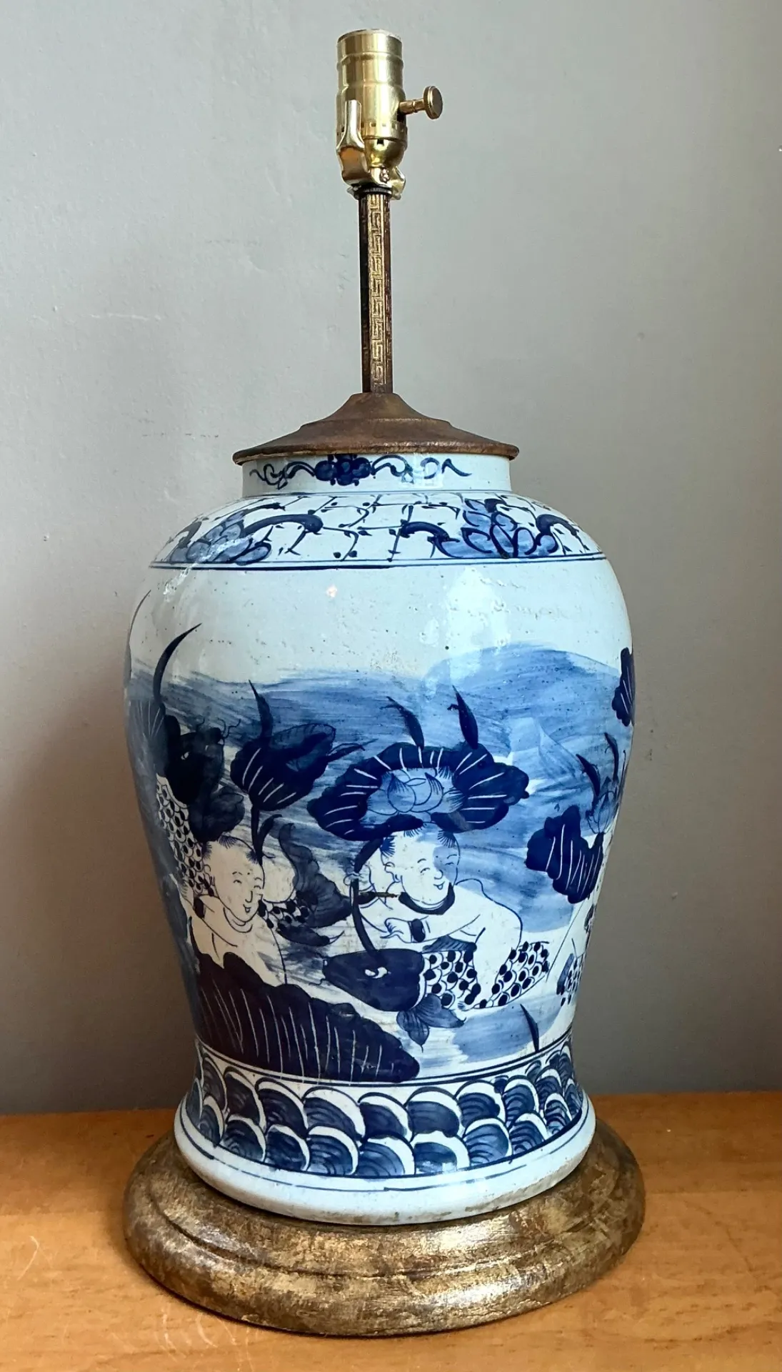 Antique Style Blue Ceramic Lamp with Wooden Base — additional photo 5
