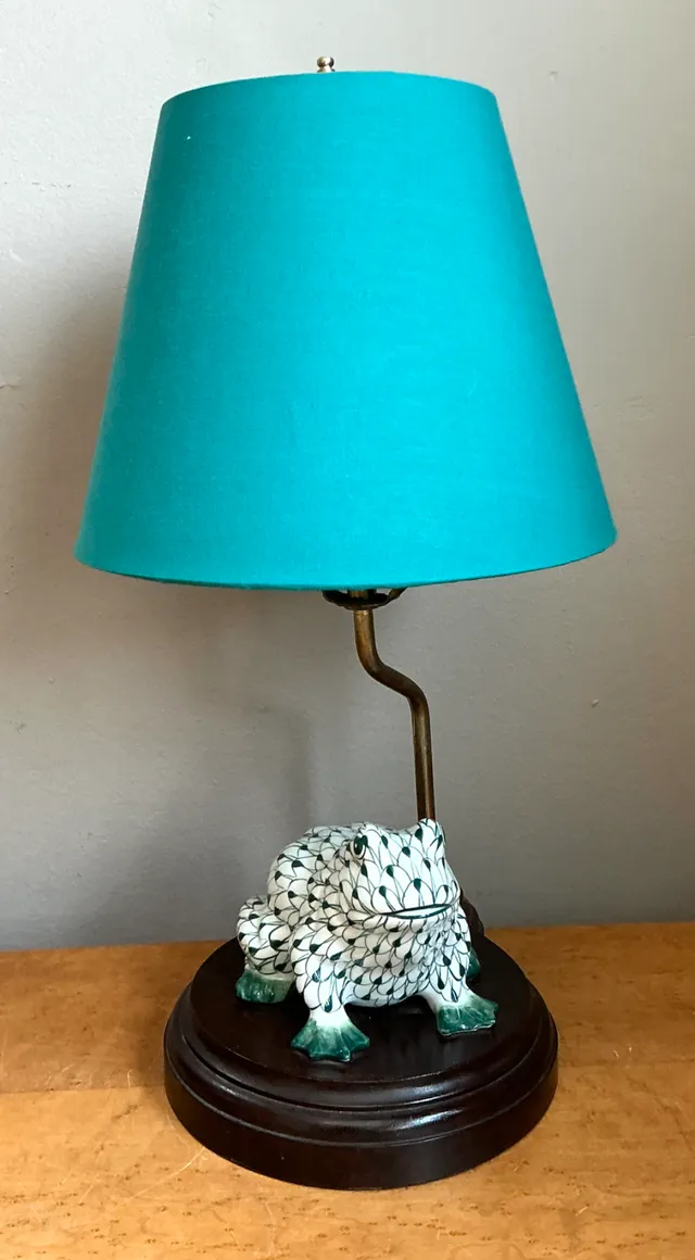 Vintage Ceramic Frog Table Lamp — additional photo 4