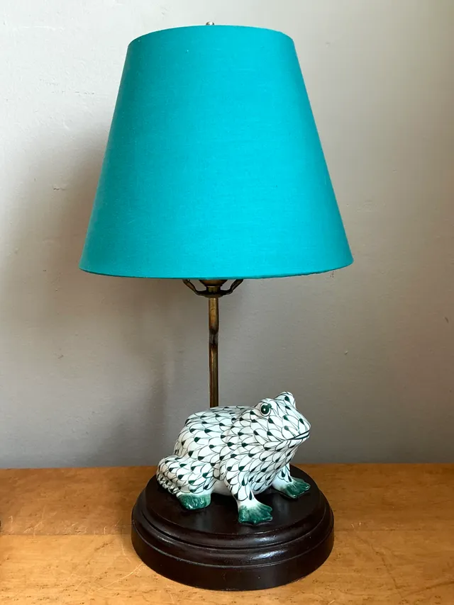 Vintage Ceramic Frog Table Lamp — additional photo 6