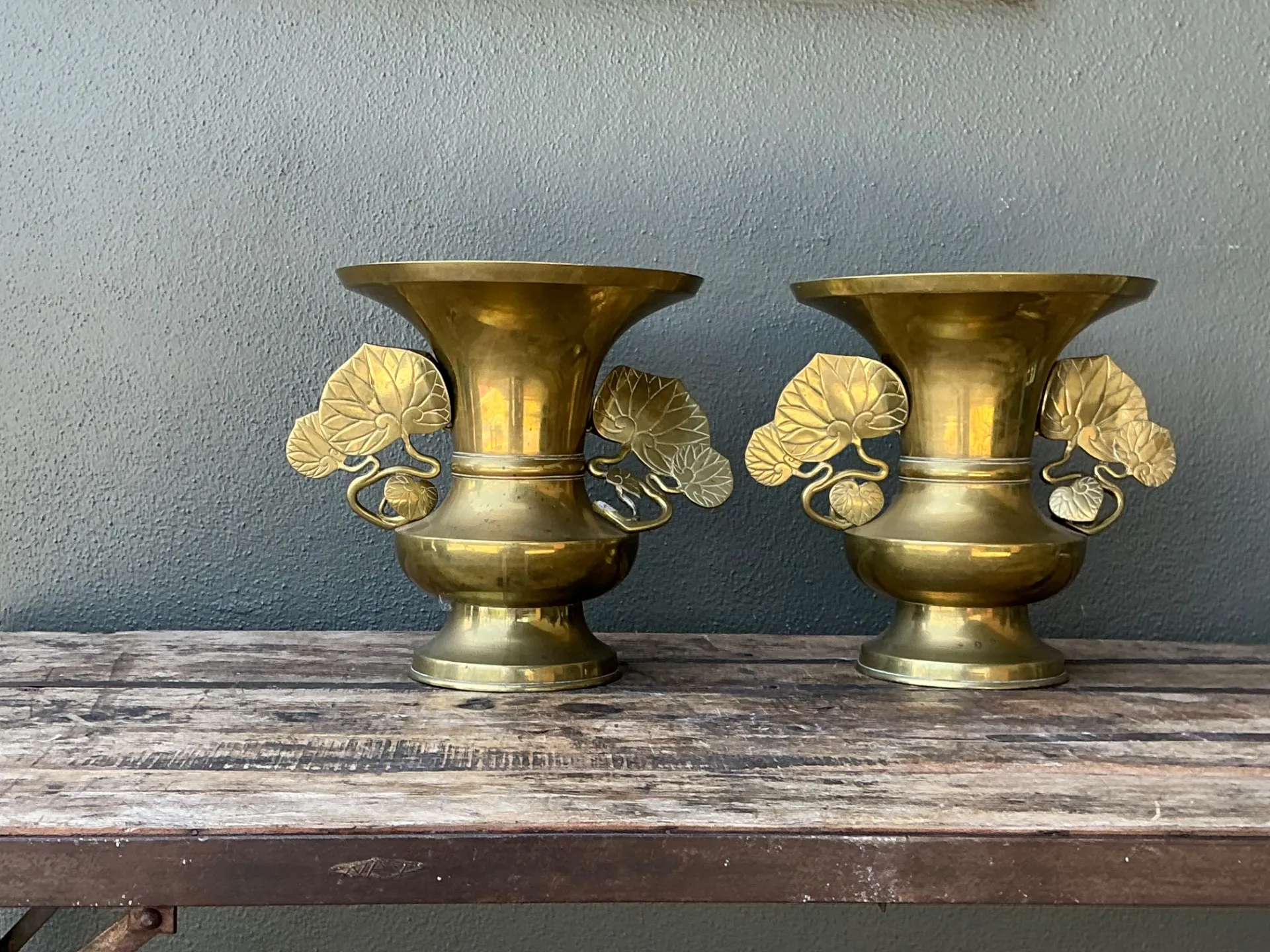 Vintage Brass Ginko Motif Vases - A Pair — additional photo 7