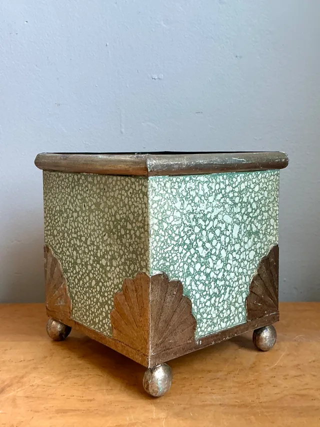 Vintage Painted Cache Pot with Shell Detail — additional photo 7