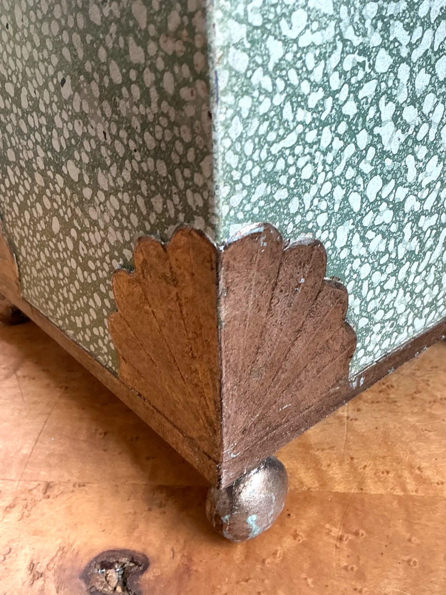 Vintage Painted Cache Pot with Shell Detail — additional photo 5