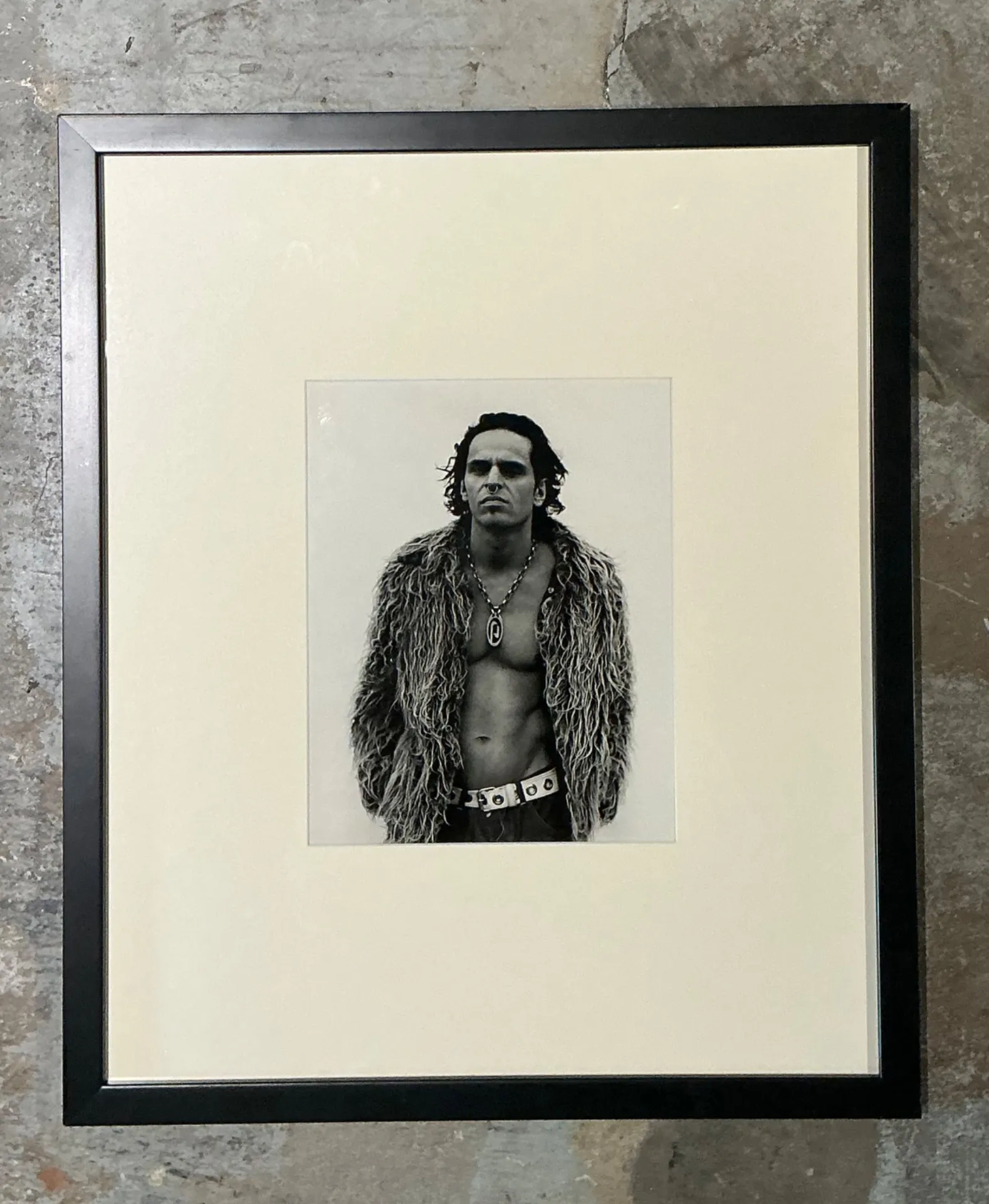Vintage Framed Black and White Fashion Portrait — additional photo 4