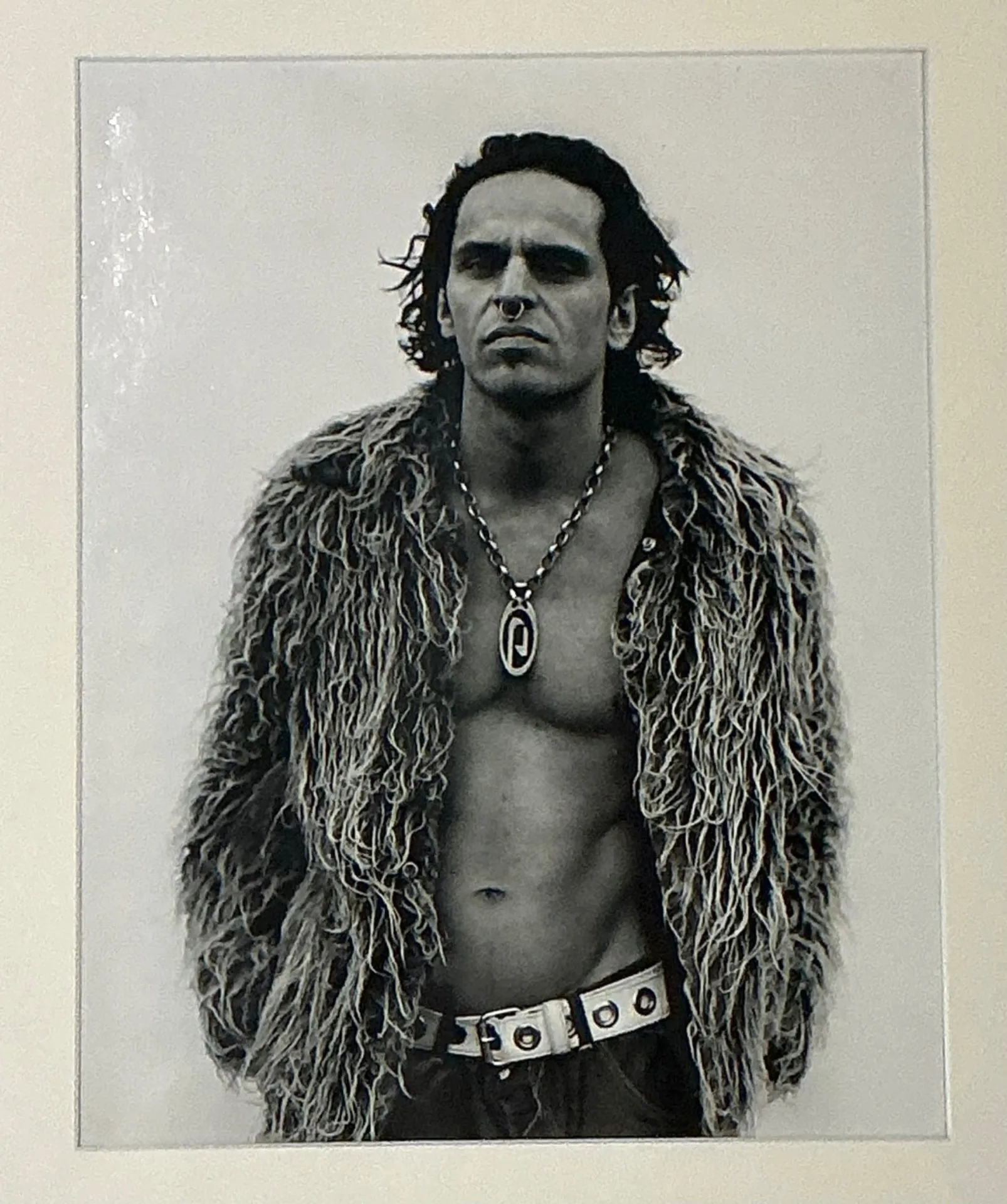 Vintage Framed Black and White Fashion Portrait — additional photo 2