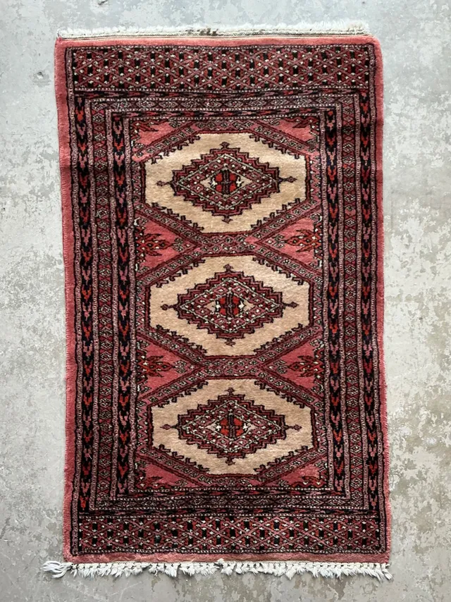 Vintage Persian Hand-Knotted Geometric Rug — additional photo 2