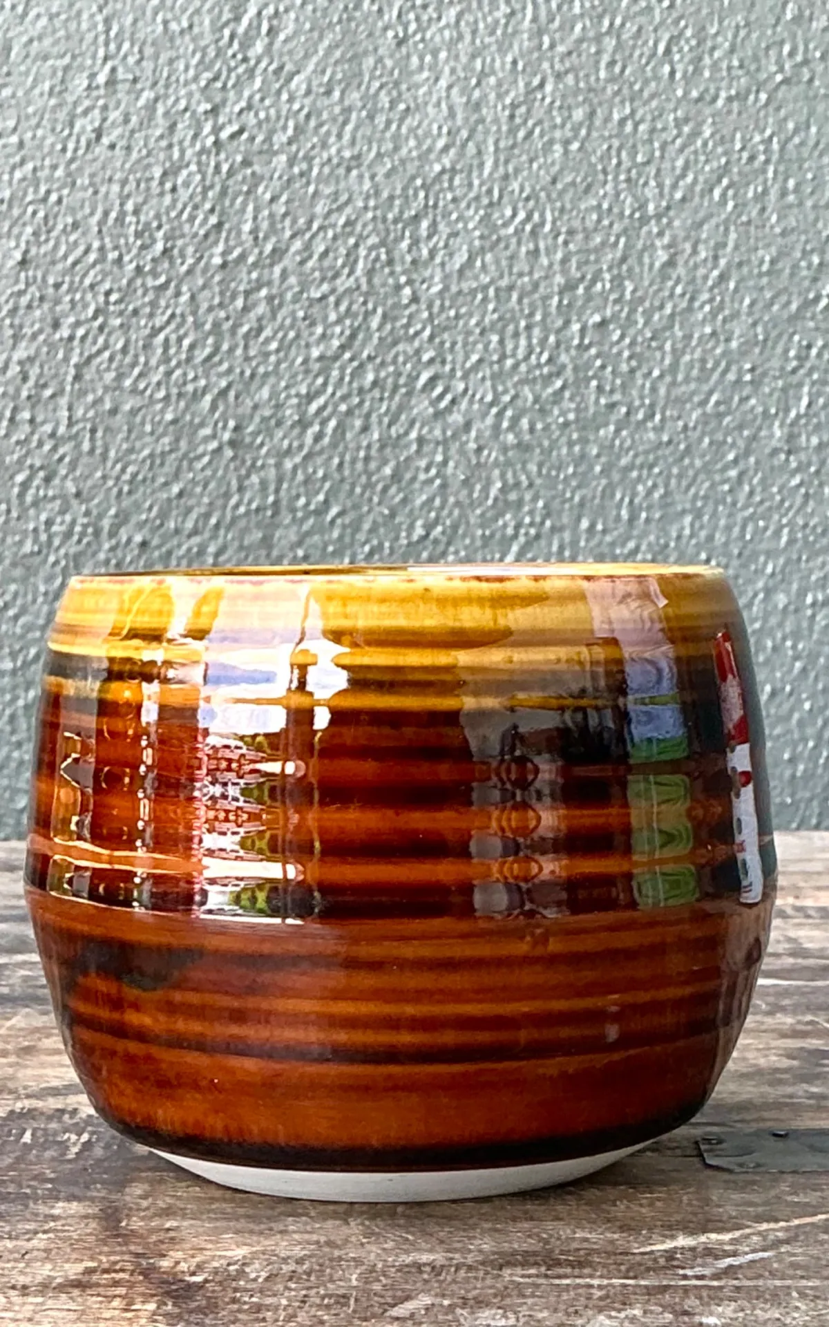 Vintage Brown Studio Pottery Bowl - Bottom view