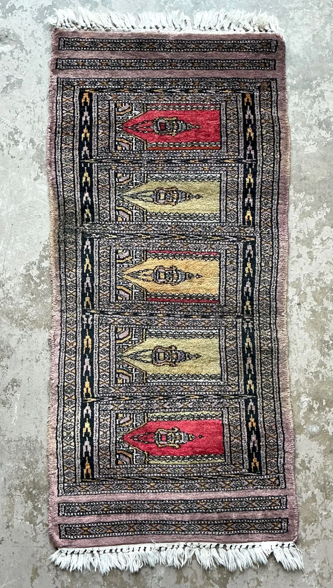 Vintage Hand-Knotted Geometric Rug — additional photo 4