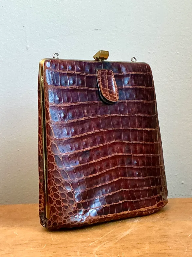 Vintage Crocodile Metal Frame Handbag — additional photo 8