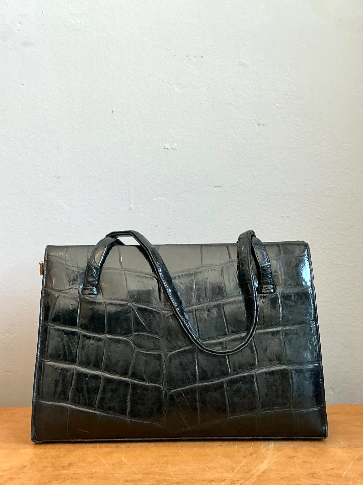 Vintage Crocodile Handbag with Metal Frame — additional photo 3