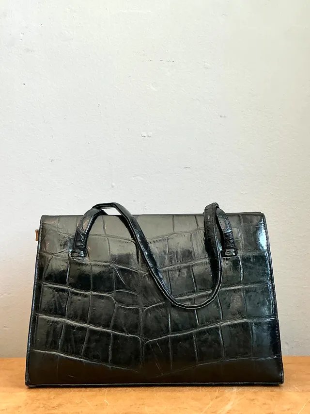 Vintage Crocodile Handbag with Metal Frame — additional photo 6
