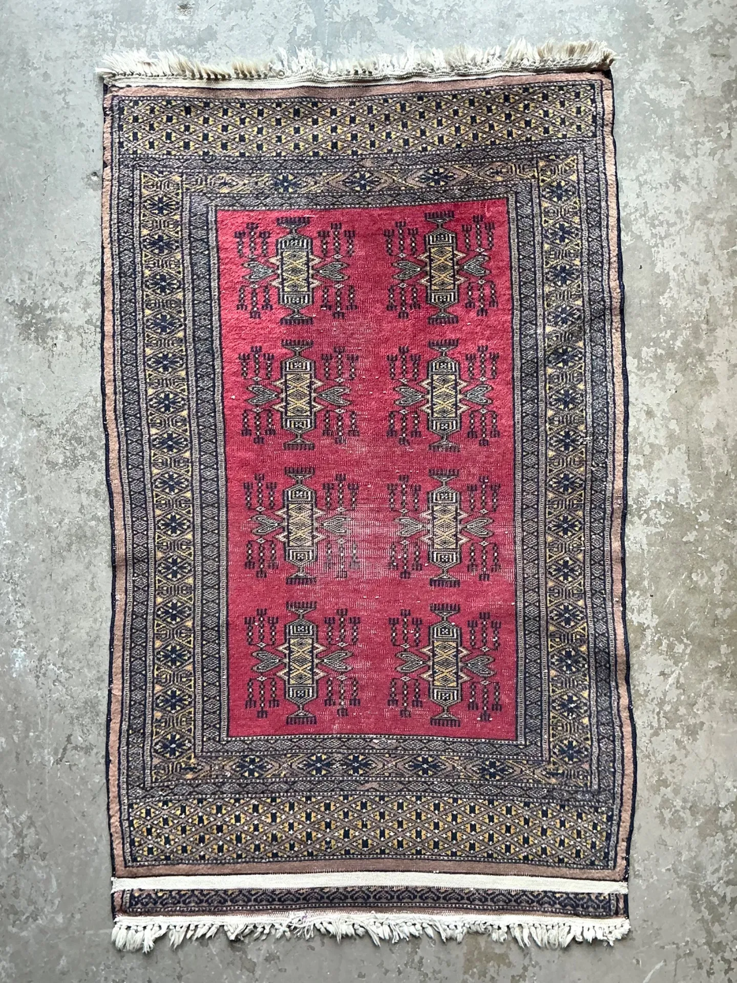 Vintage Hand-Knotted Geometric Wool Rug — additional photo 6