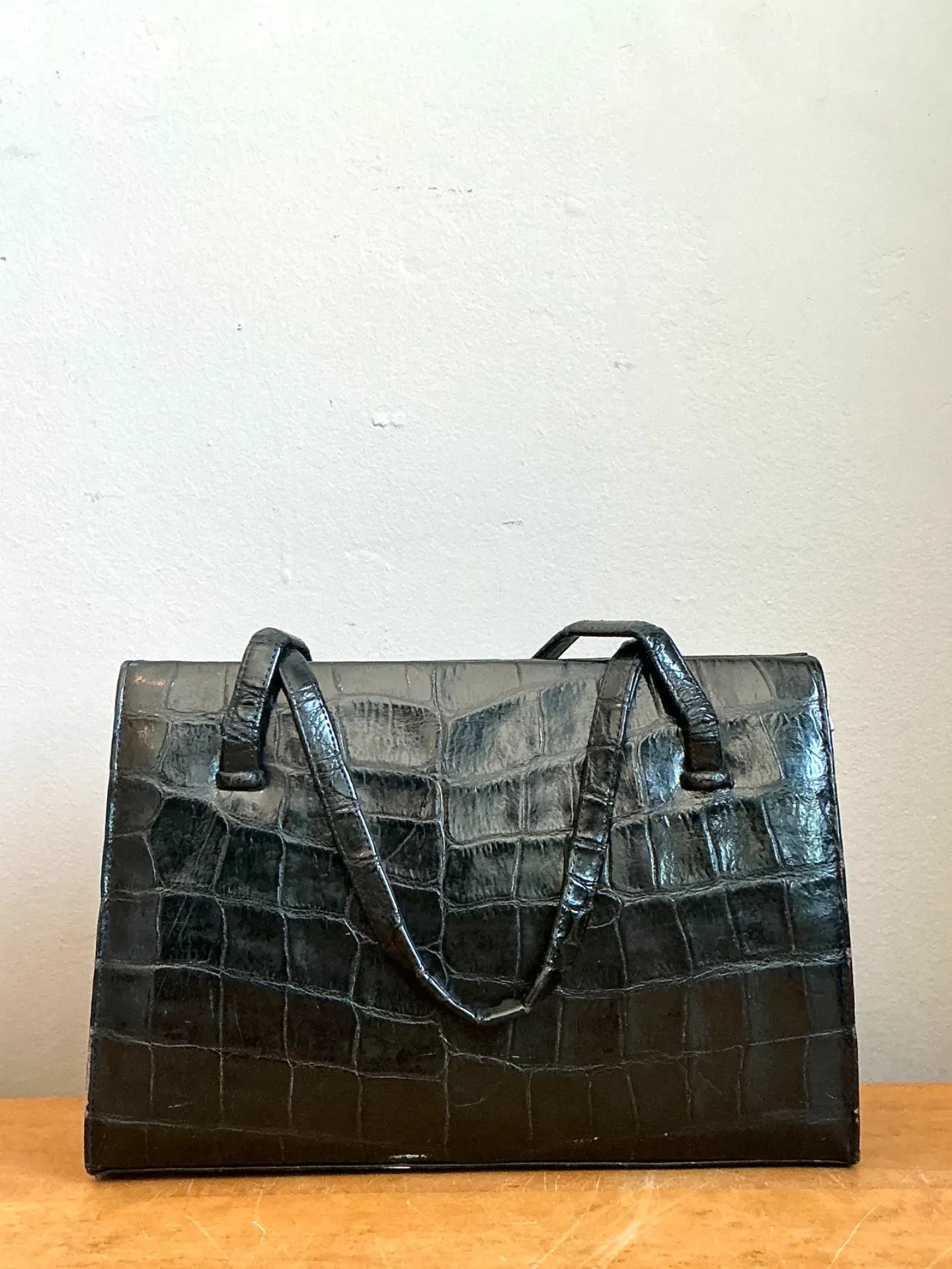 Vintage Crocodile Handbag with Metal Frame — additional photo 2