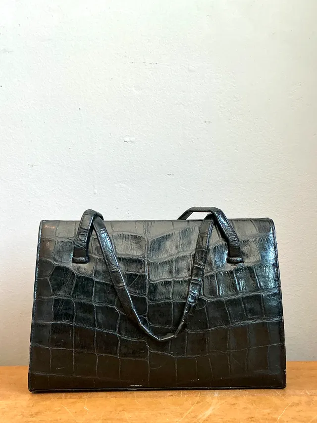 Vintage Crocodile Handbag with Metal Frame — additional photo 2