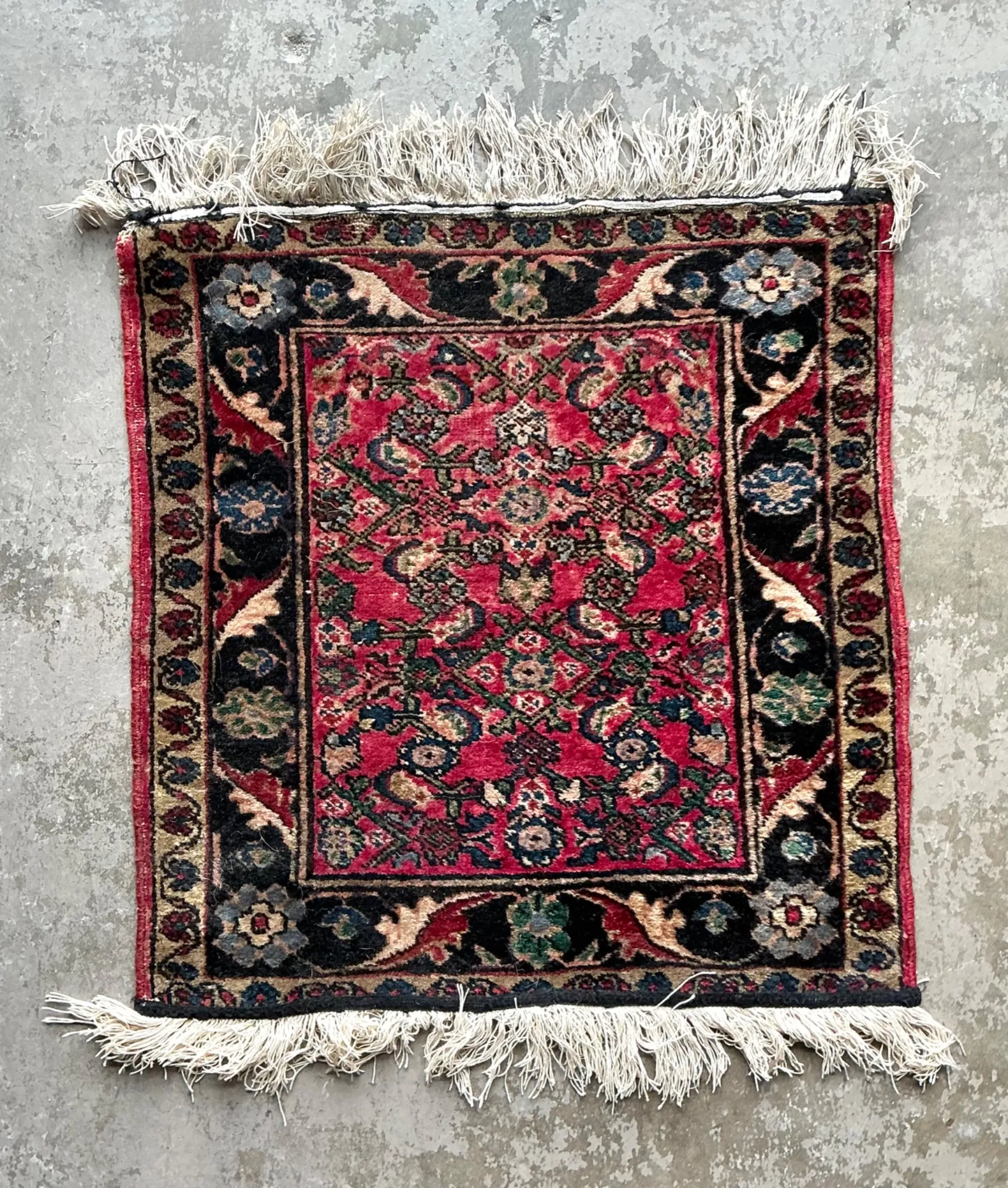 Vintage Persian Hand-Knotted Wool Rug — additional photo 6