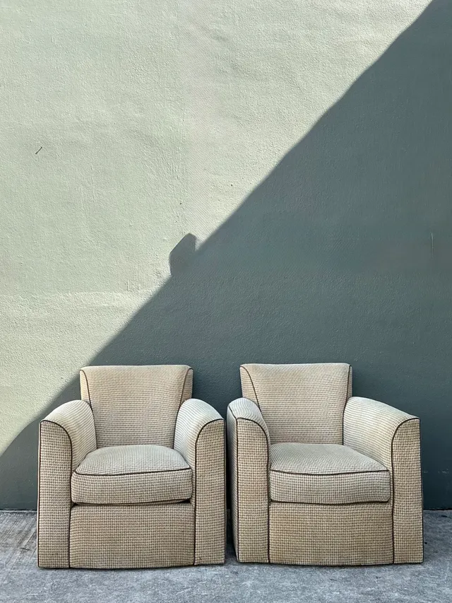 Vintage Donghia Swivel Lounge Chairs with Ottomans - A Pair — additional photo 4
