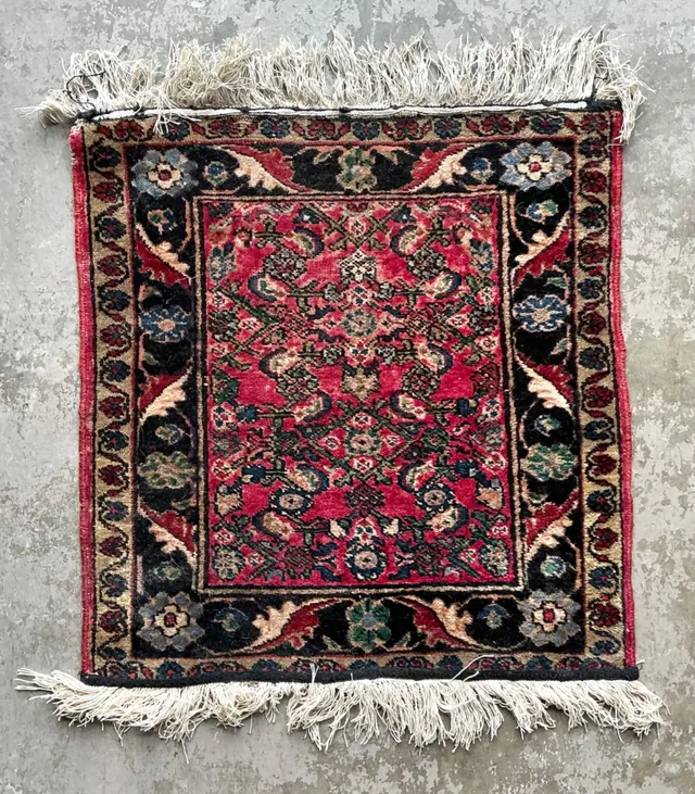 Vintage Persian Hand-Knotted Wool Rug — additional photo 1