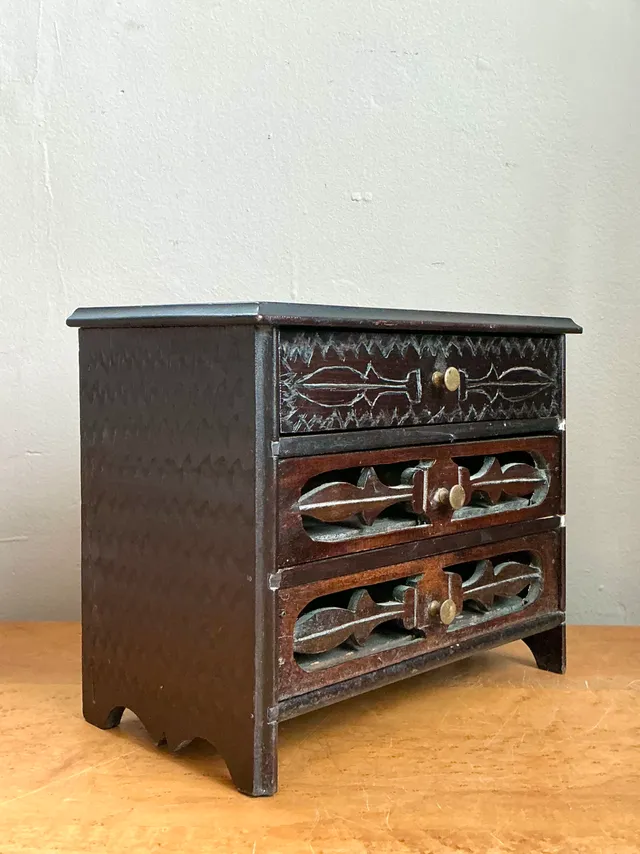 Vintage Carved Wood Miniature Chest — additional photo 8