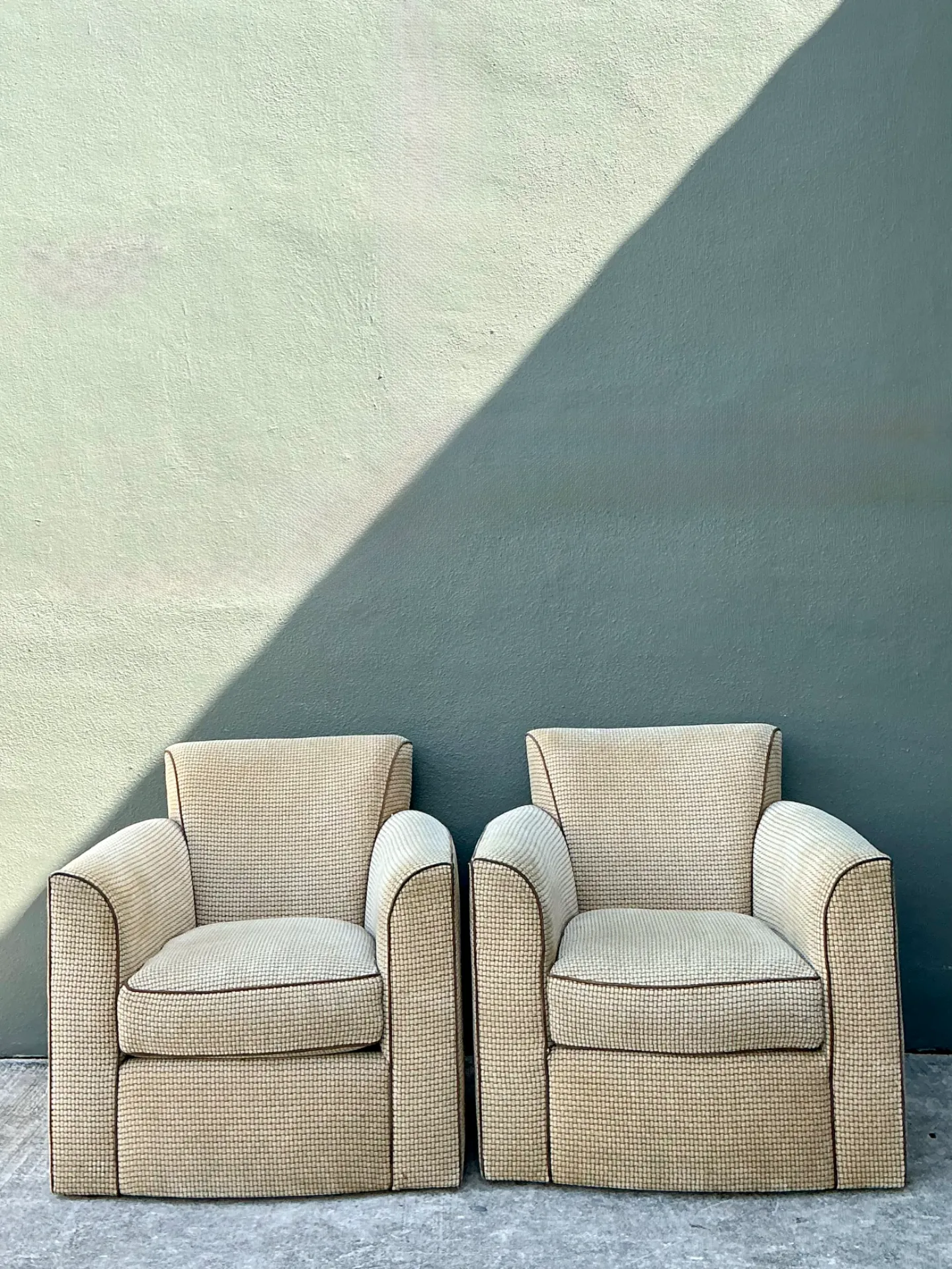 Vintage Donghia Swivel Lounge Chairs with Ottomans  - A Pair — additional photo 1