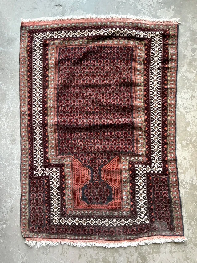 Vintage Hand-Knotted Geometric Wool Rug — additional photo 4