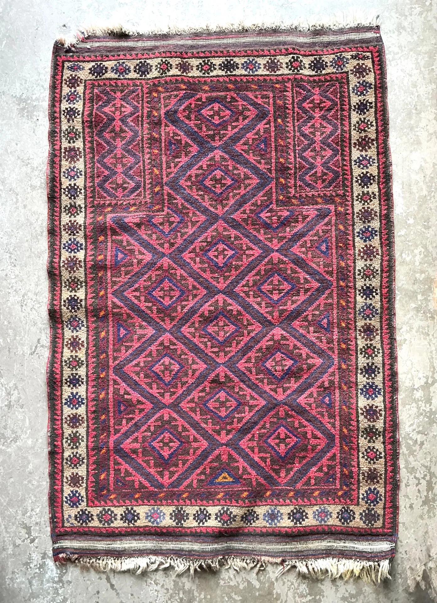 Vintage Hand-Knotted Wool Geometric Rug — additional photo 4