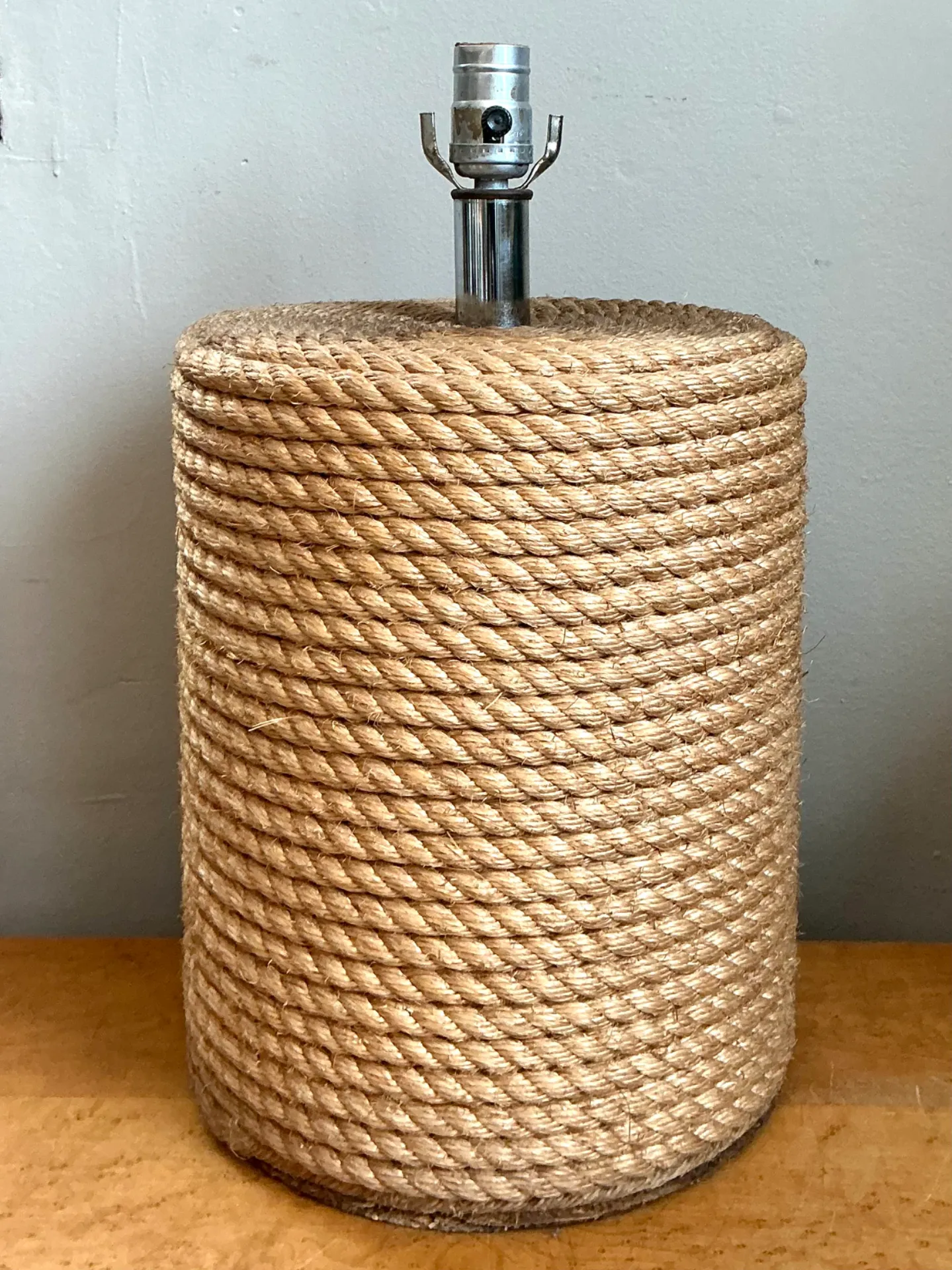 Vintage Rustic Rope Wrapped Lamp — additional photo 7