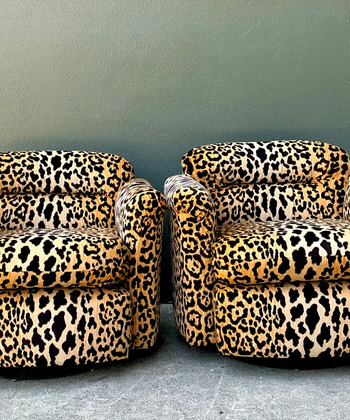Vintage Leopard Velvet Swivel Chairs - Pair — additional photo 5