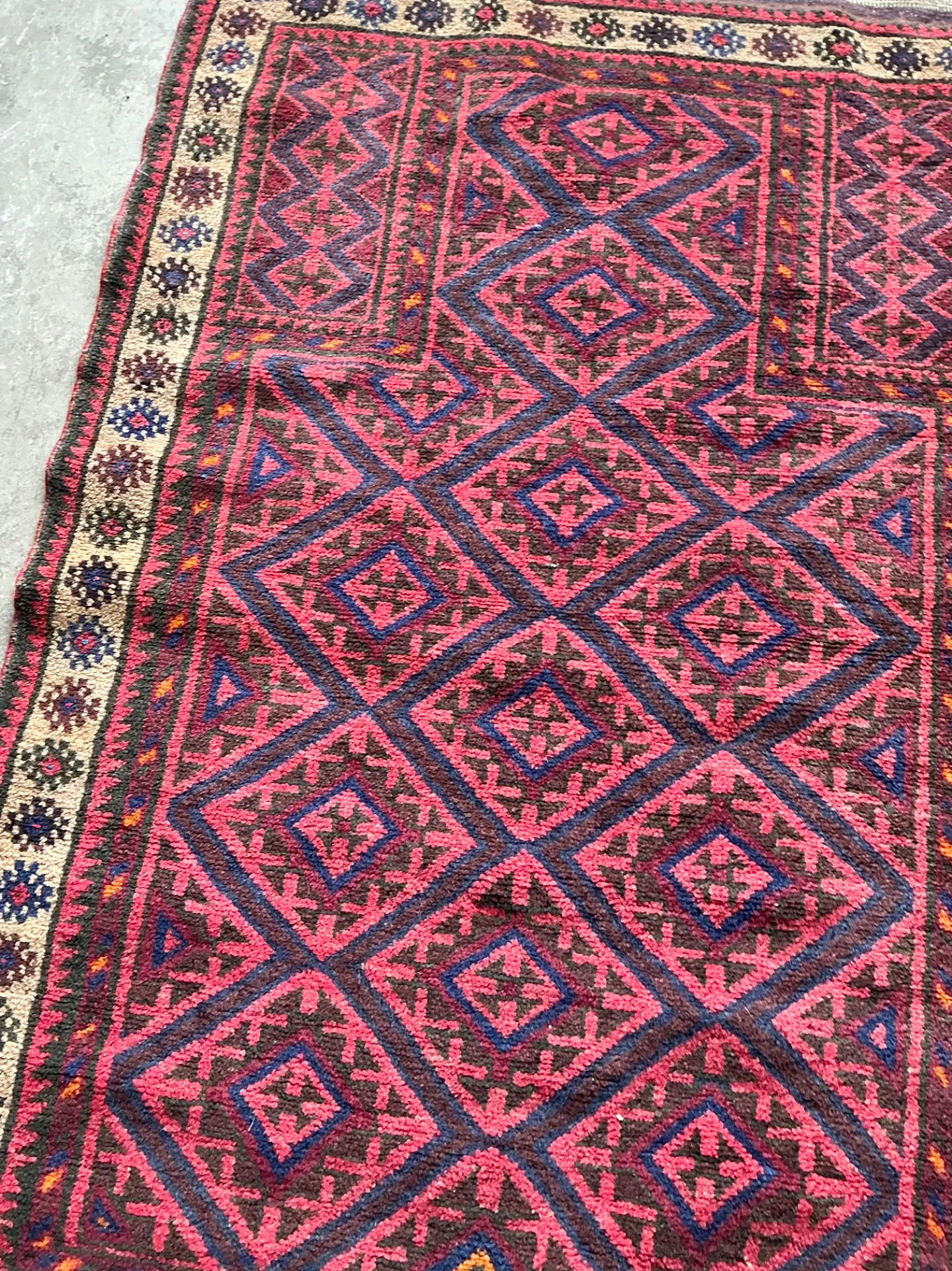 Vintage Hand-Knotted Wool Geometric Rug — additional photo 3