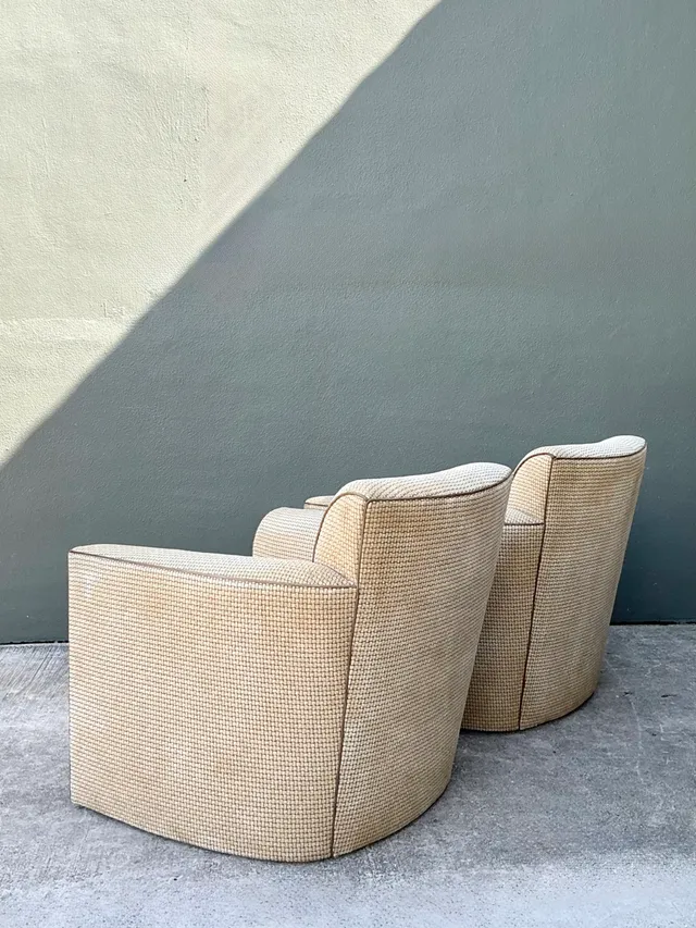 Vintage Donghia Swivel Lounge Chairs with Ottomans - A Pair — additional photo 5