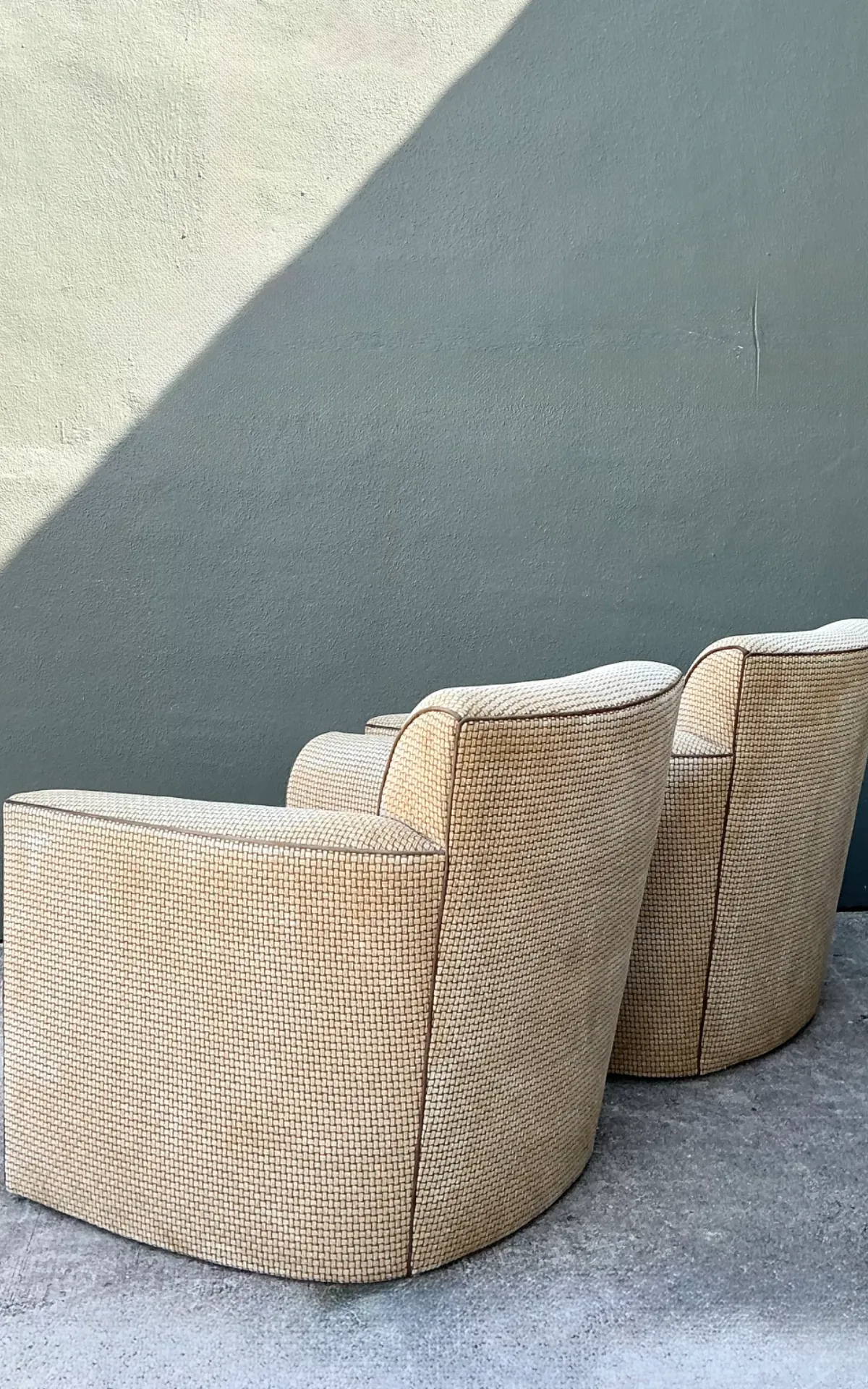 Vintage Donghia Swivel Lounge Chairs with Ottomans - A Pair — additional photo 6