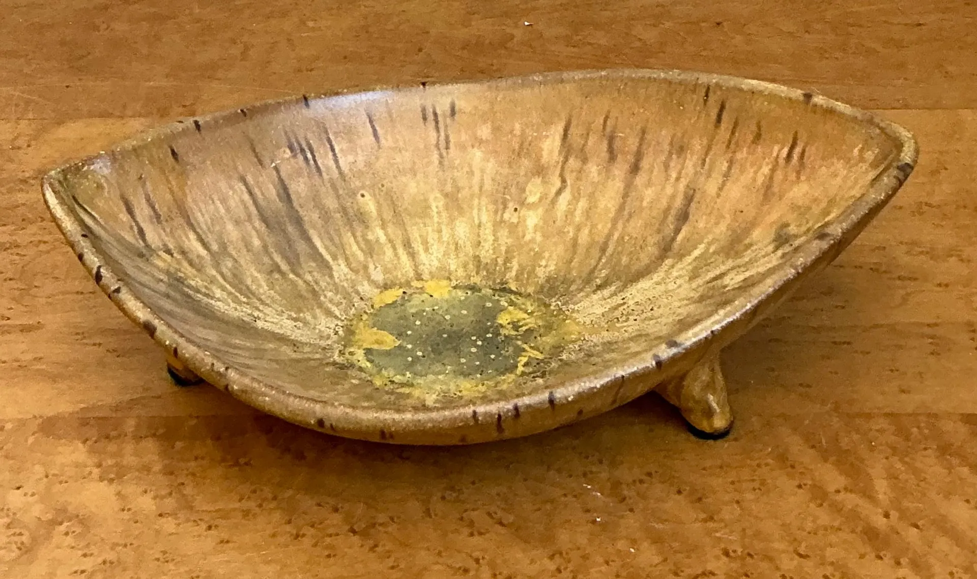 Vintage Tripod Ceramic Bowl — additional photo 2