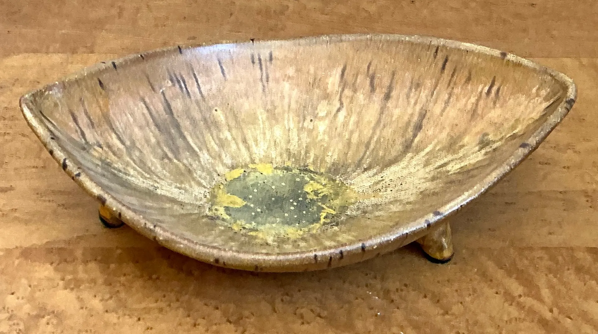 Vintage Tripod Ceramic Bowl — additional photo 5