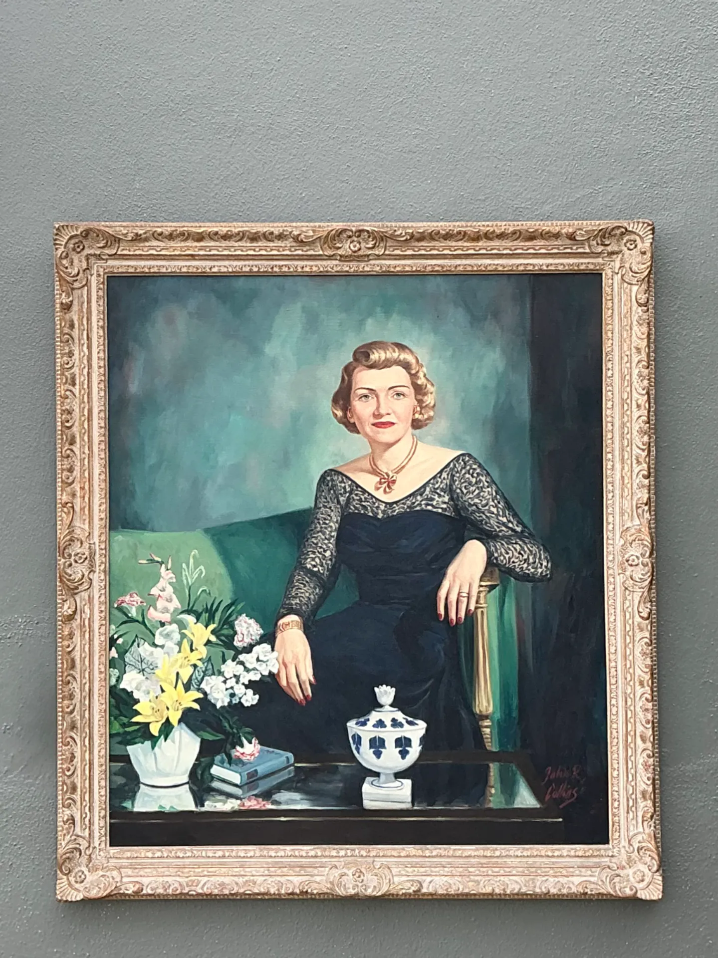 Vintage Portrait Painting on Canvas — additional photo 1