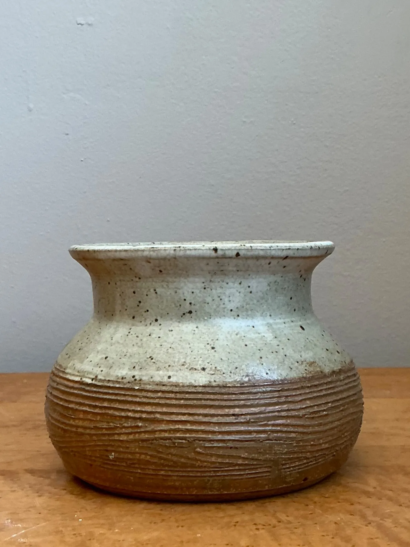 Vintage Textured Studio Pottery Vase — additional photo 8