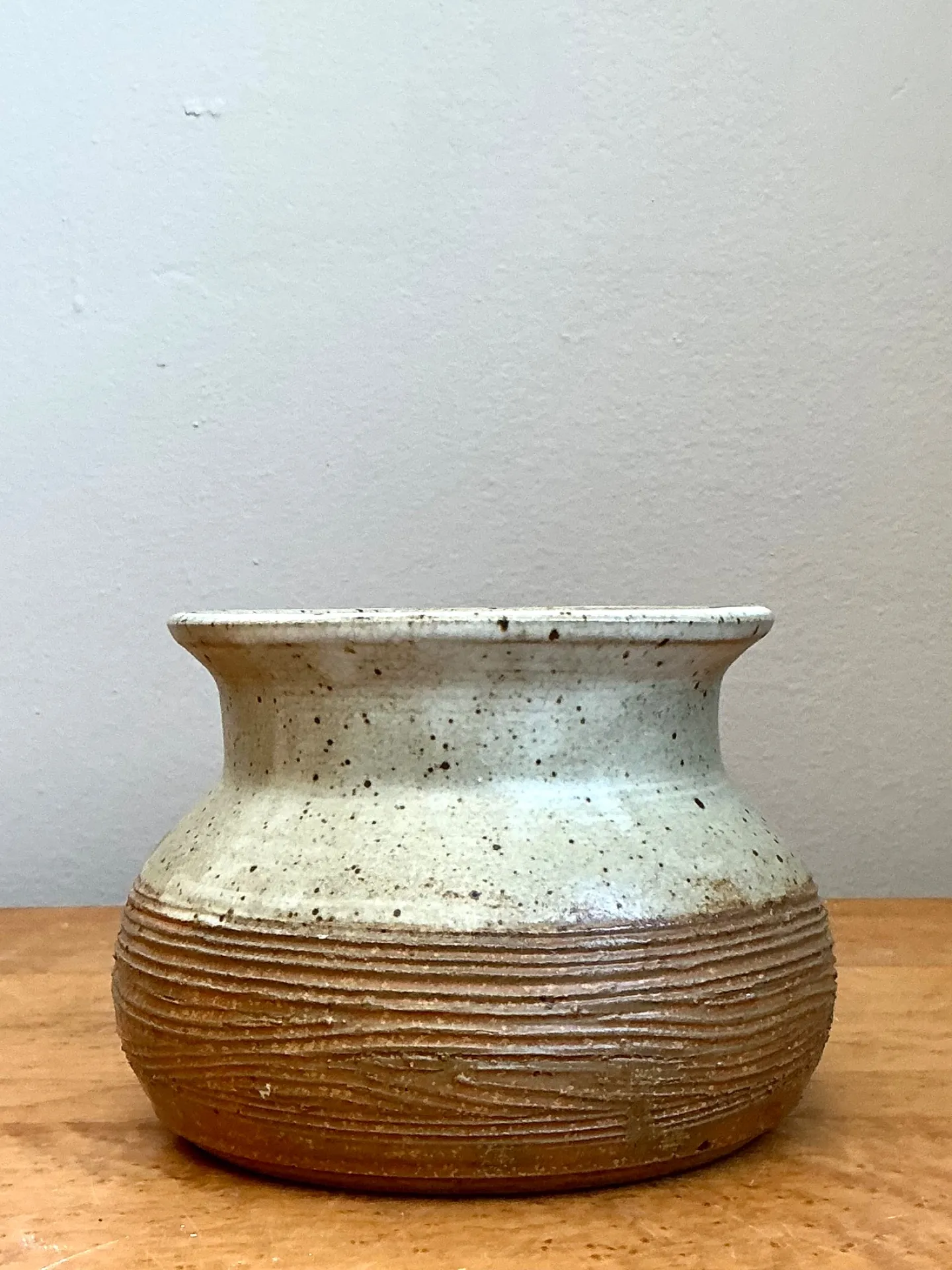 Vintage Textured Studio Pottery Vase — additional photo 6