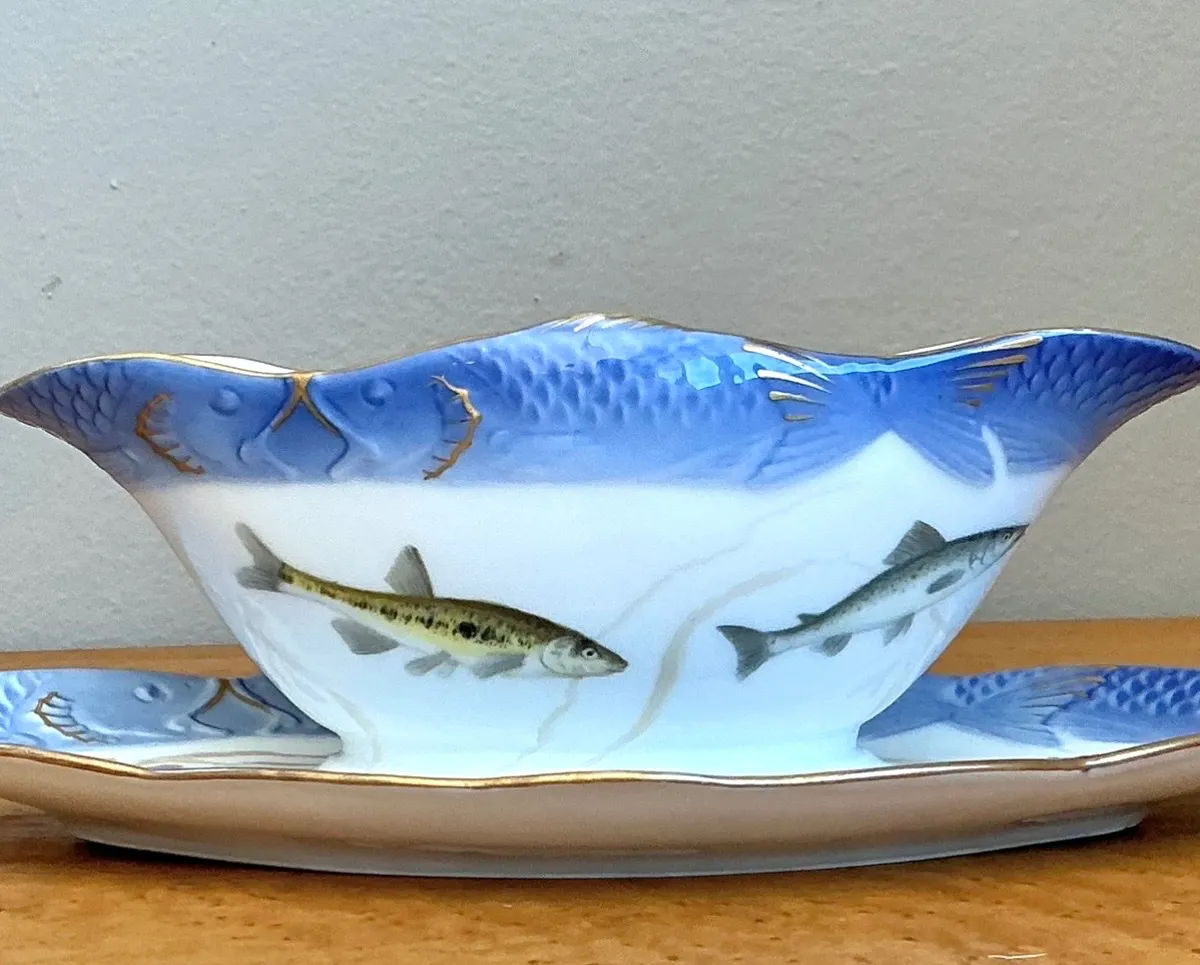 Vintage Royal Copenhagen Ichthyological Porcelain Gravy Bowl — additional photo 3