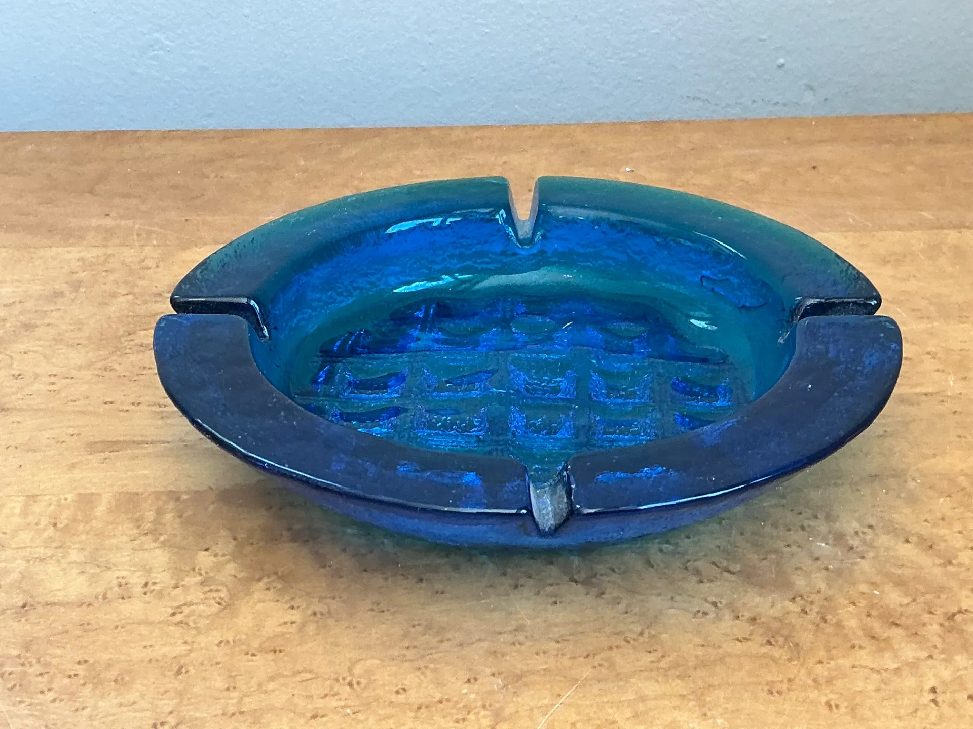 Vintage Cobalt Glass Ashtray — additional photo 3