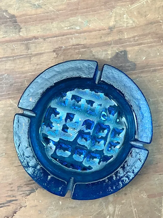Vintage Cobalt Glass Ashtray — additional photo 4
