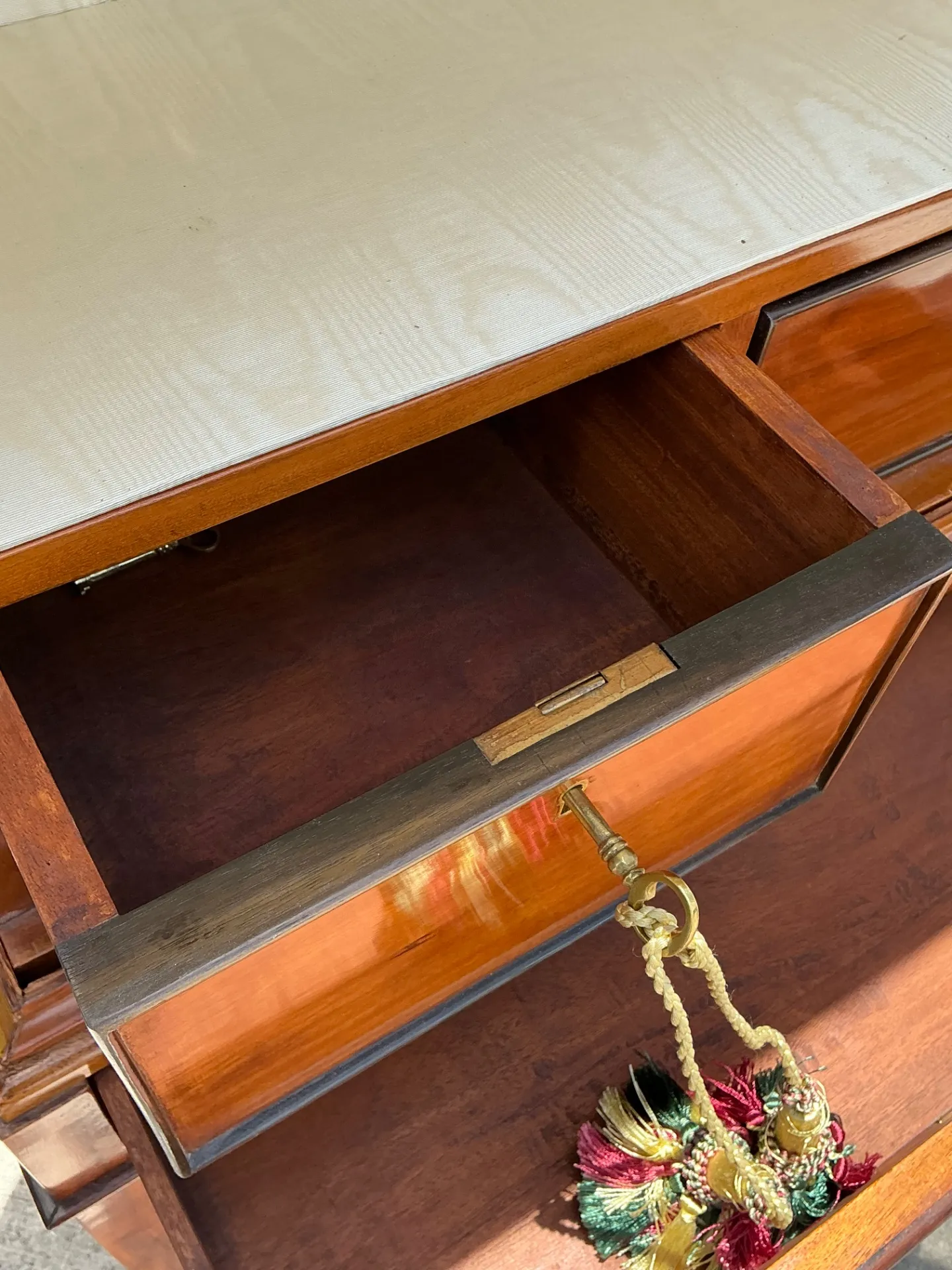 Vintage Mahogany Glass Display Cabinet — additional photo 8