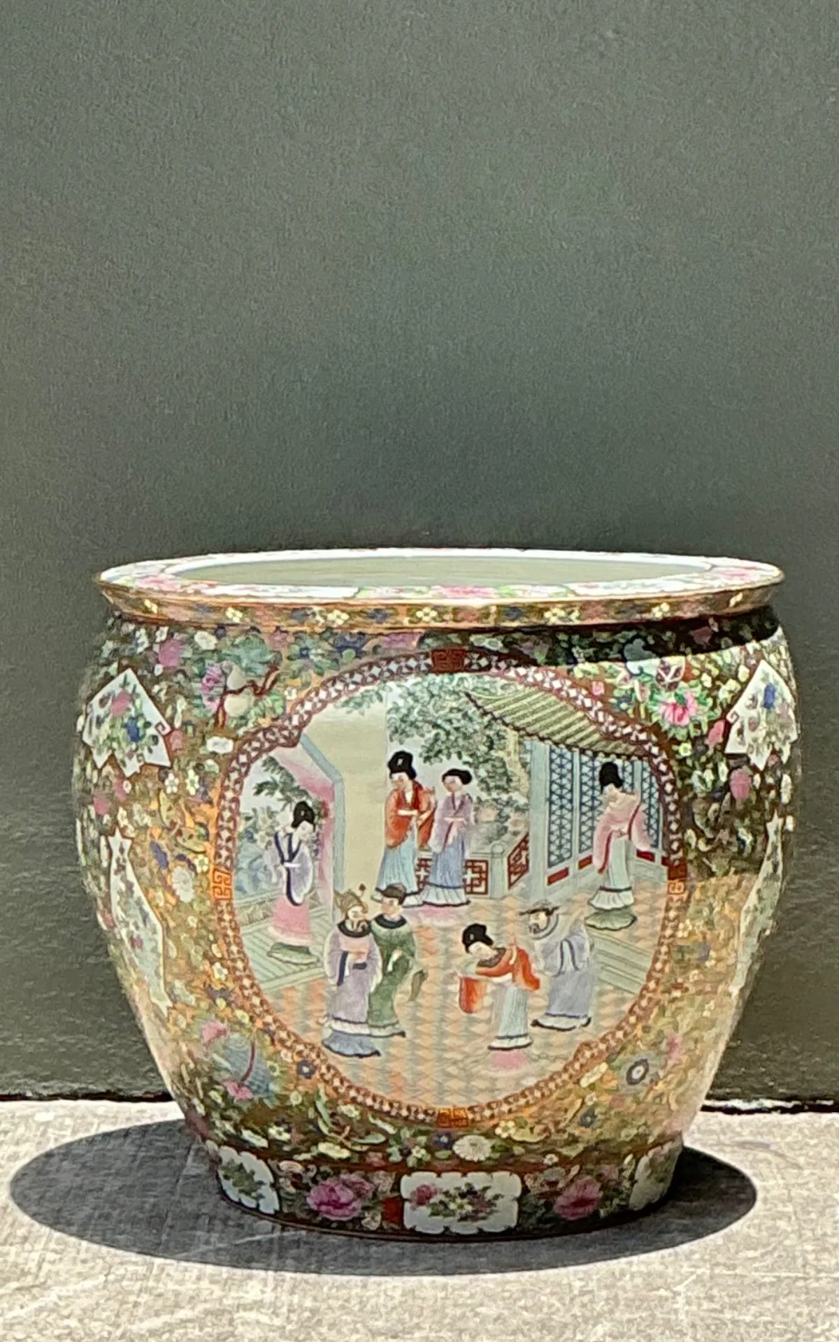 Vintage Chinese Rose Famile Large Planter - Angle view