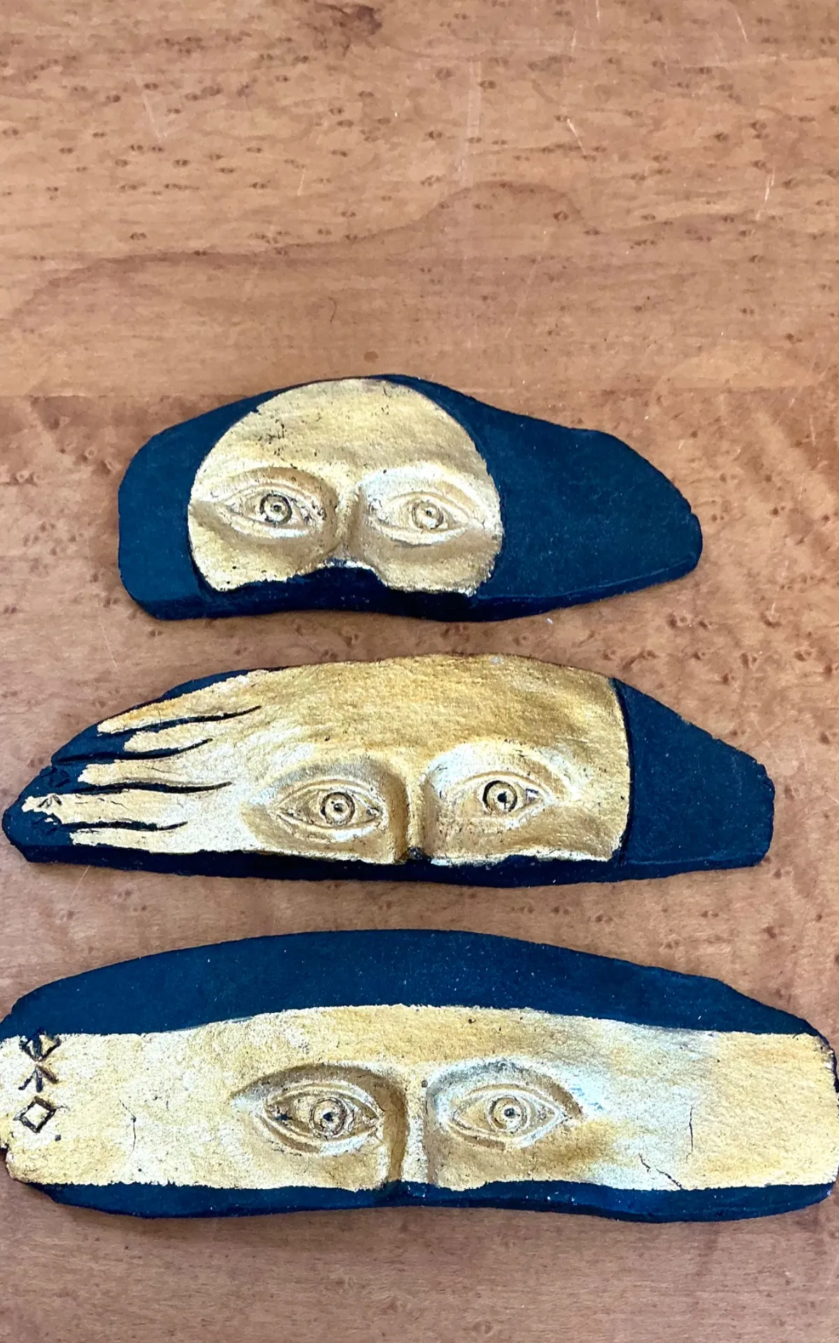 Vintage Original Studio Pottery Gilt Face Stripes - Set Of 3 — additional photo 7