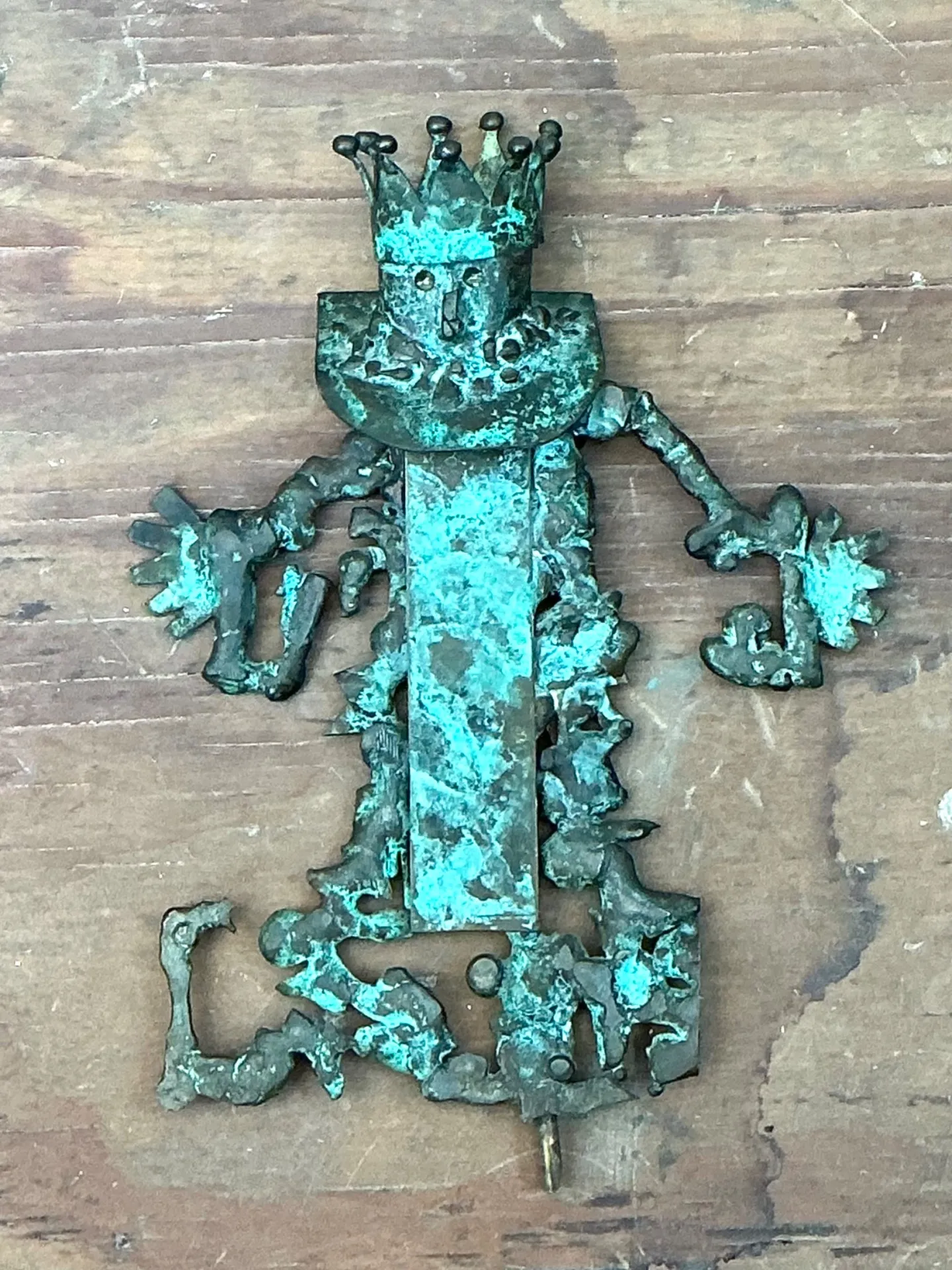 Vintage Patinated Metal King Sculpture — additional photo 2