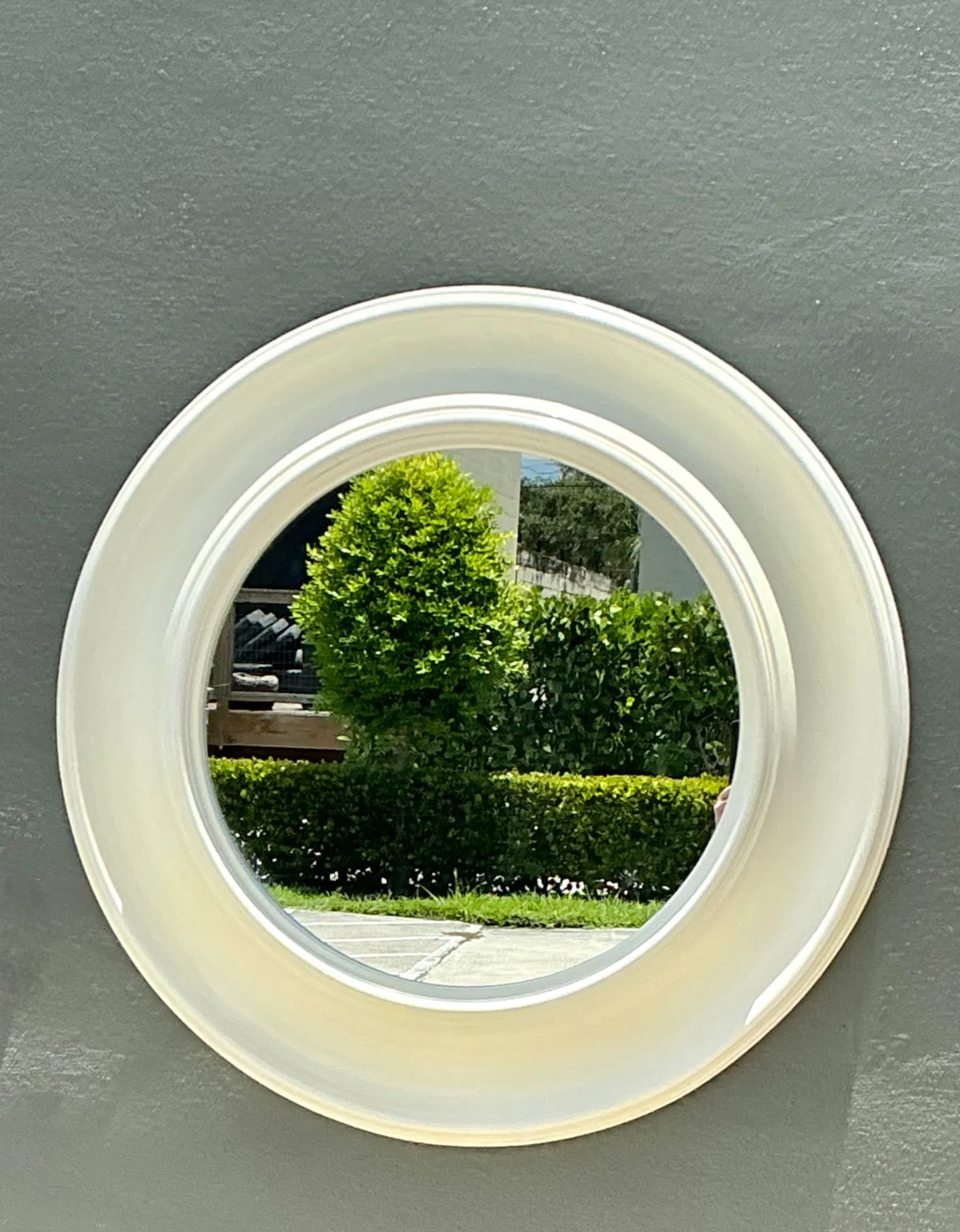 Vintage Round White Wall Mirror — additional photo 2