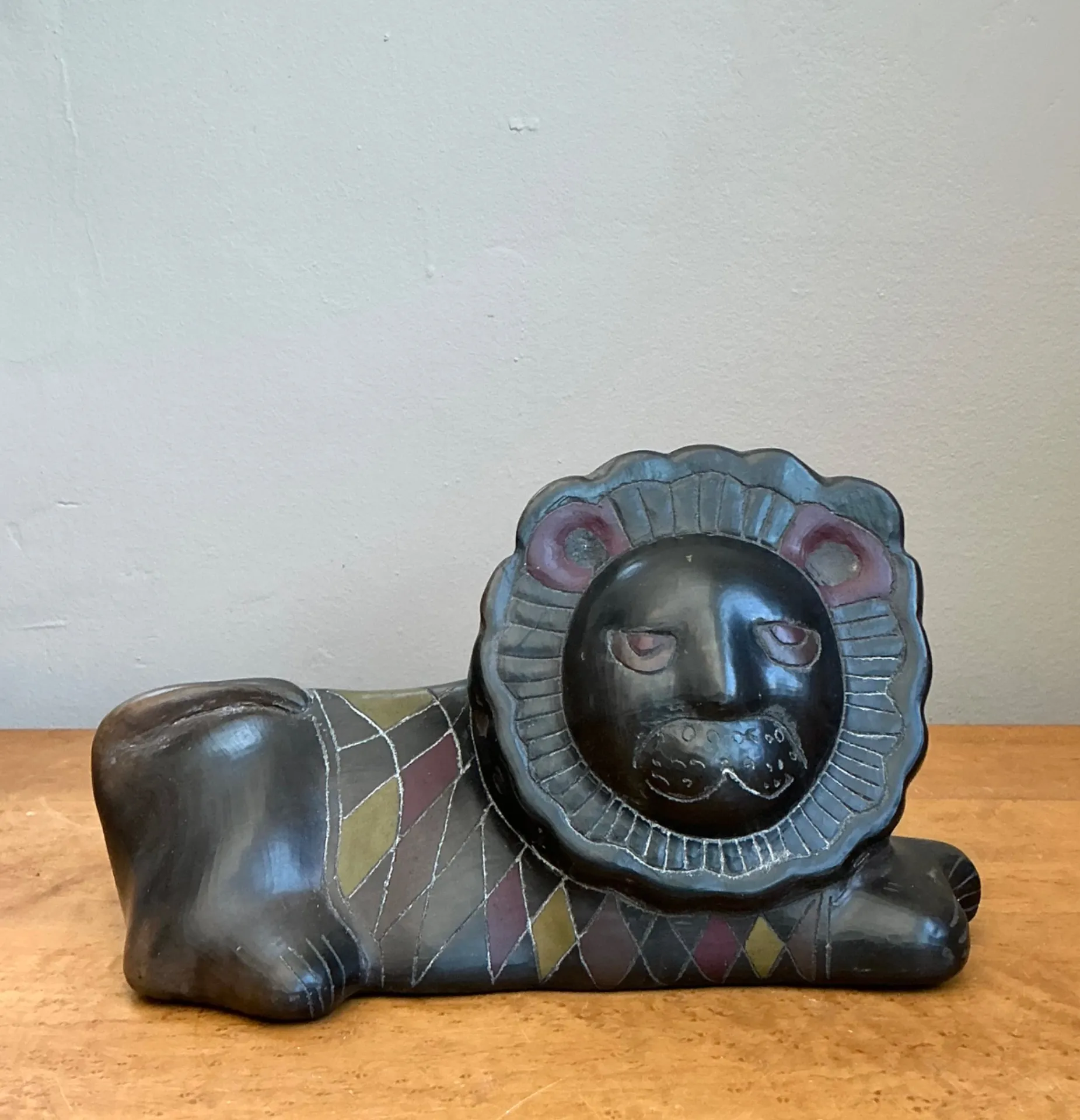 Vintage Handcrafted Ceramic Lion Sculpture — additional photo 6