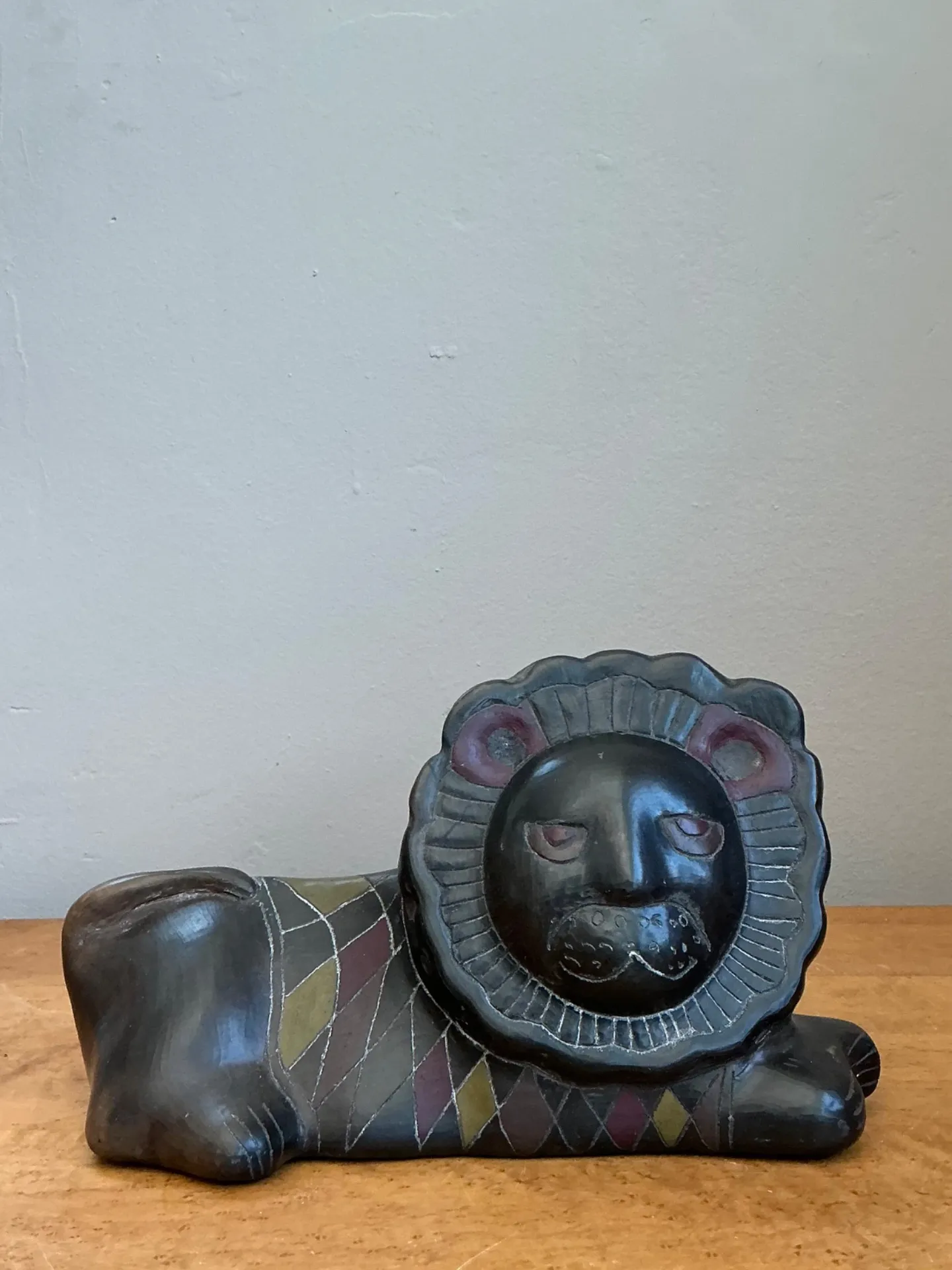 Vintage Handcrafted Ceramic Lion Sculpture — additional photo 5