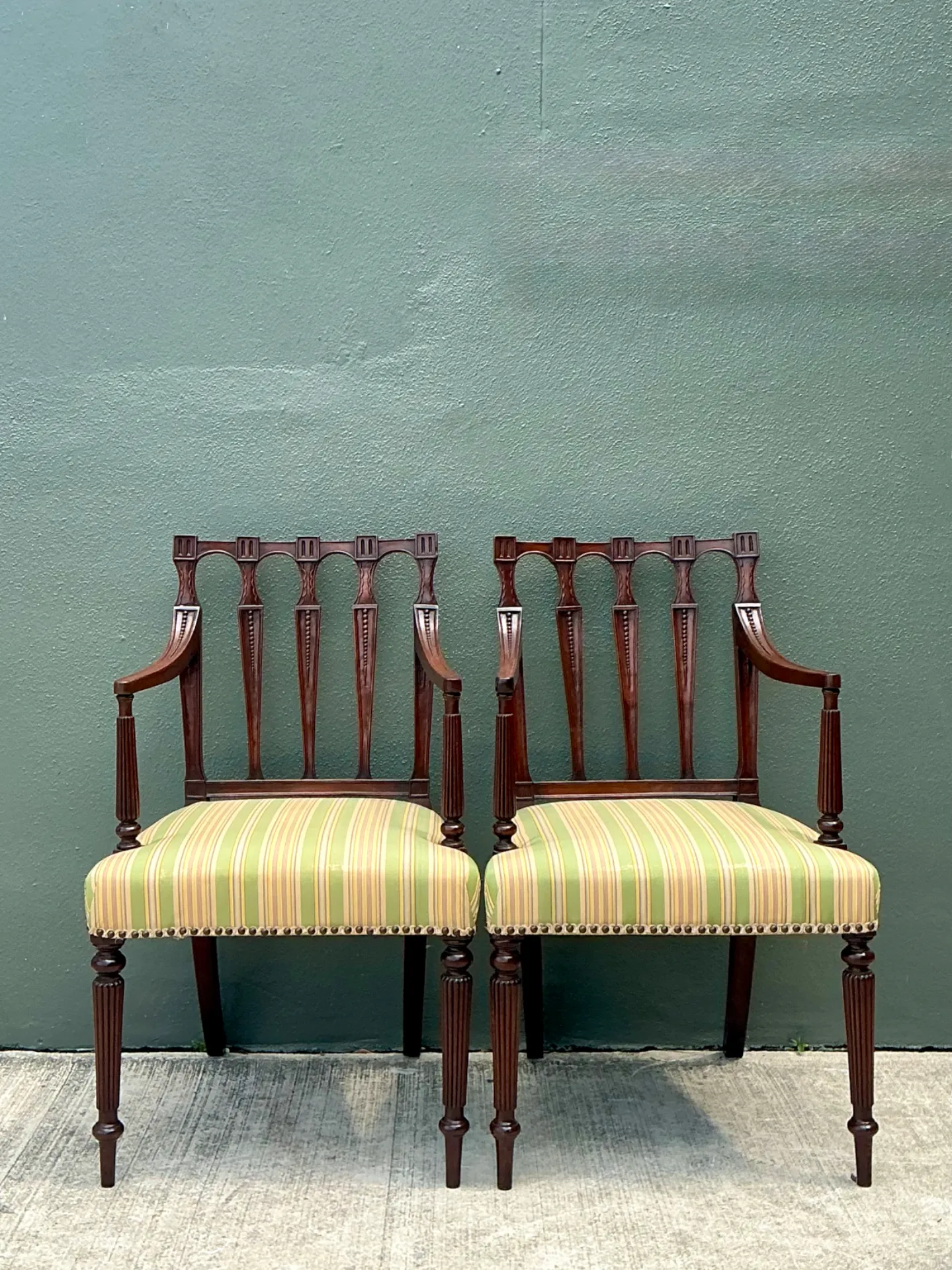 Vintage Carved Wood Chippendale Armchairs - Pair — additional photo 4
